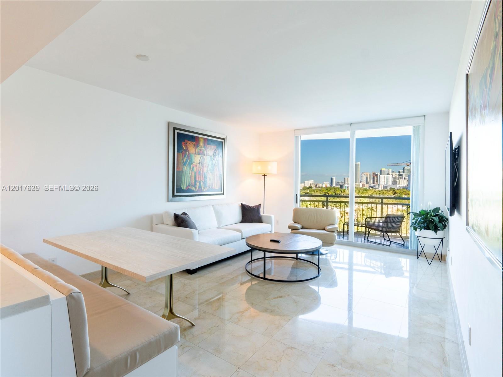 THE METROPOLITAN CONDO - Residential