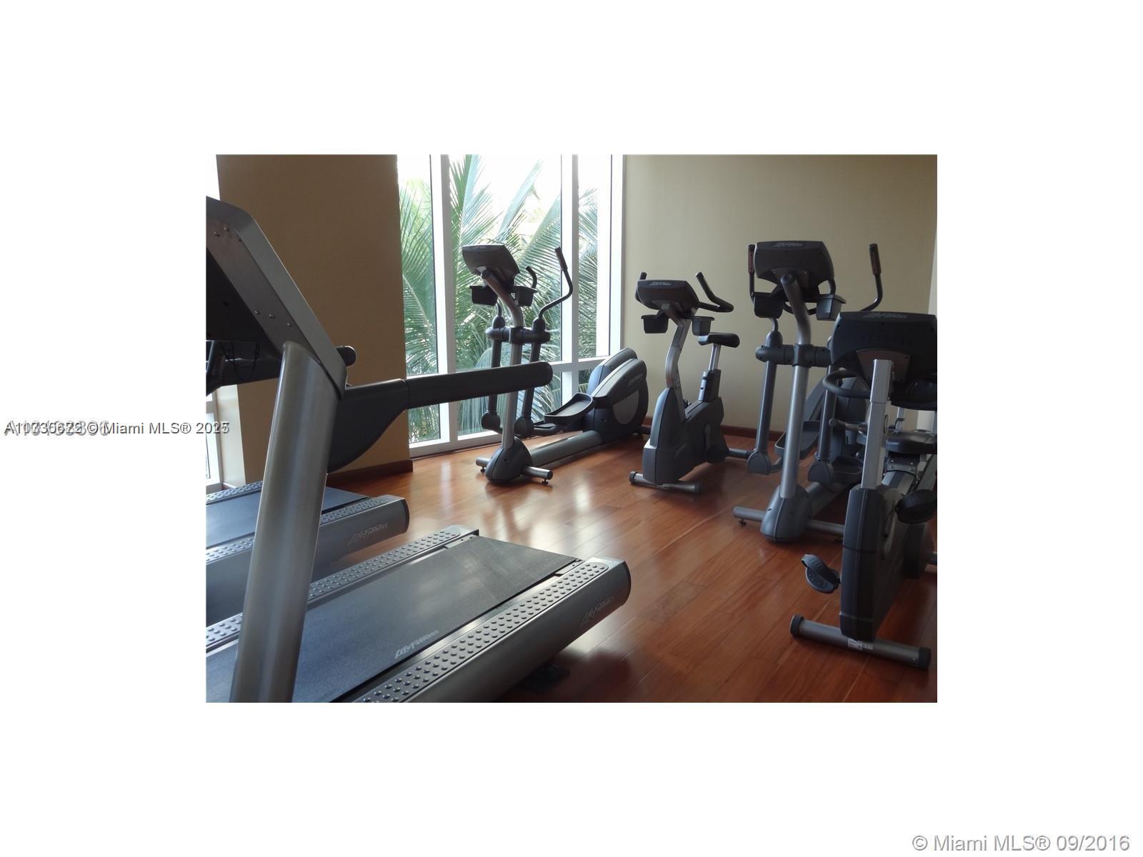DUO CONDOMINIUM WEST - Residential Lease