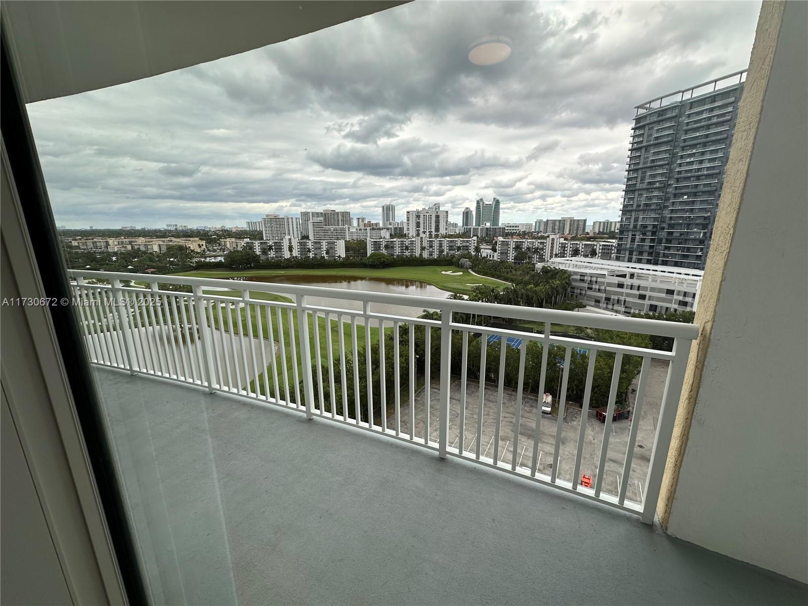 DUO CONDOMINIUM WEST - Residential Lease