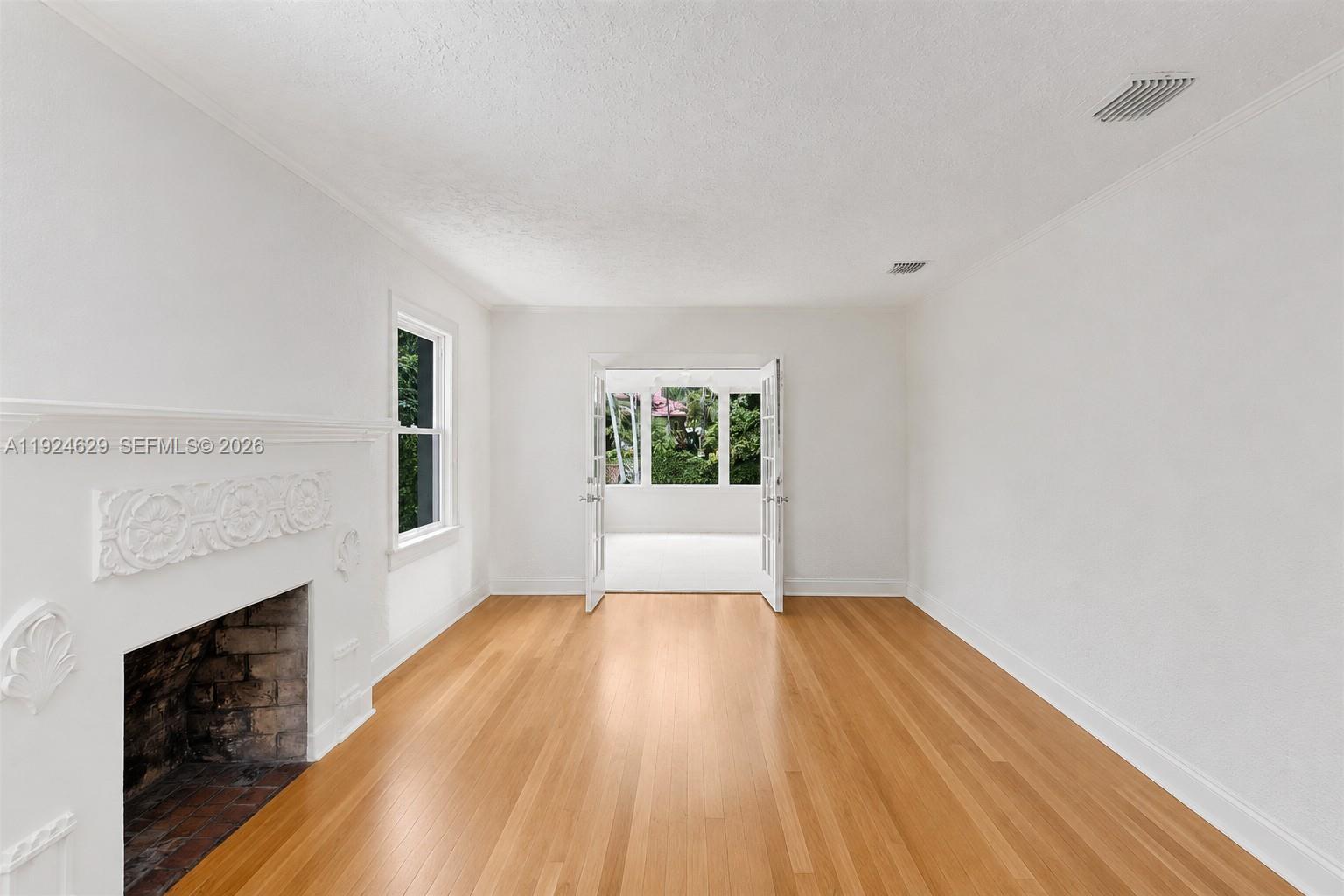 MIAMI SHORES SEC 1 AMD - Residential