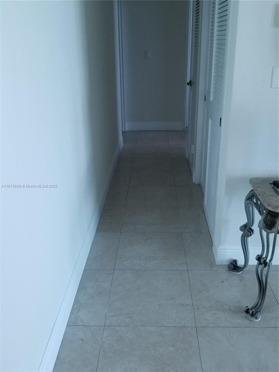 WAVE CONDO - Residential Lease