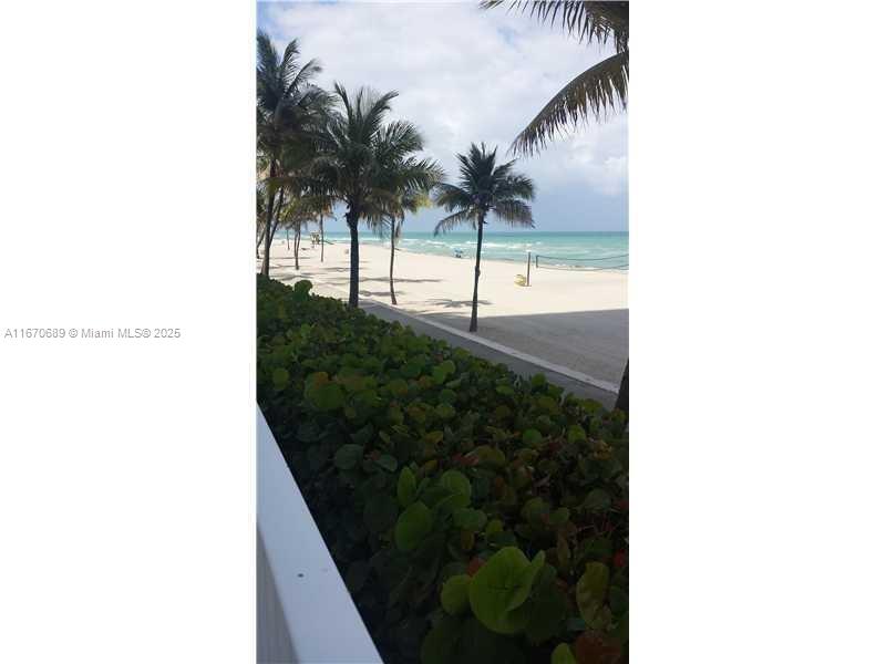 WAVE CONDO - Residential Lease