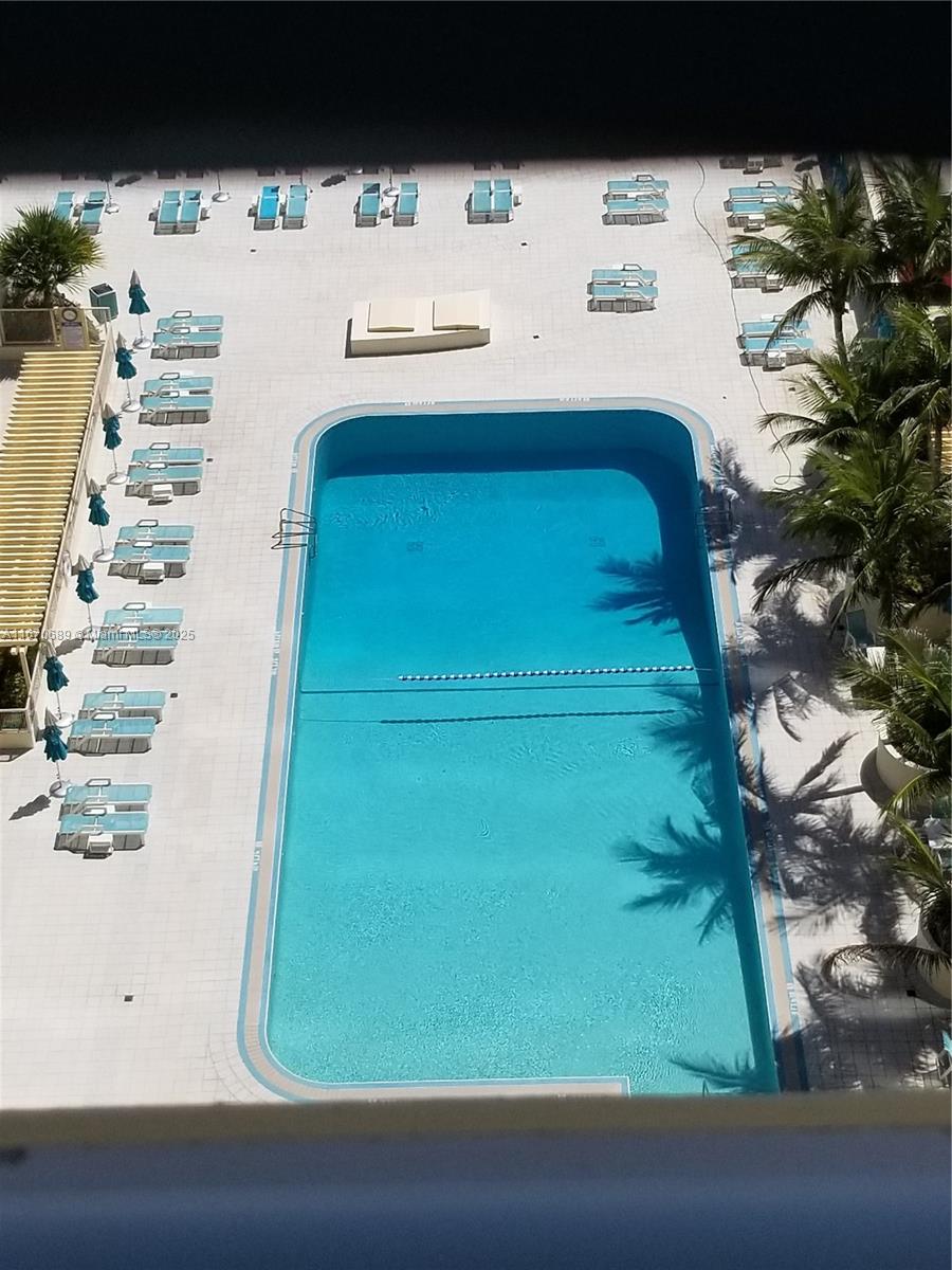 WAVE CONDO - Residential Lease