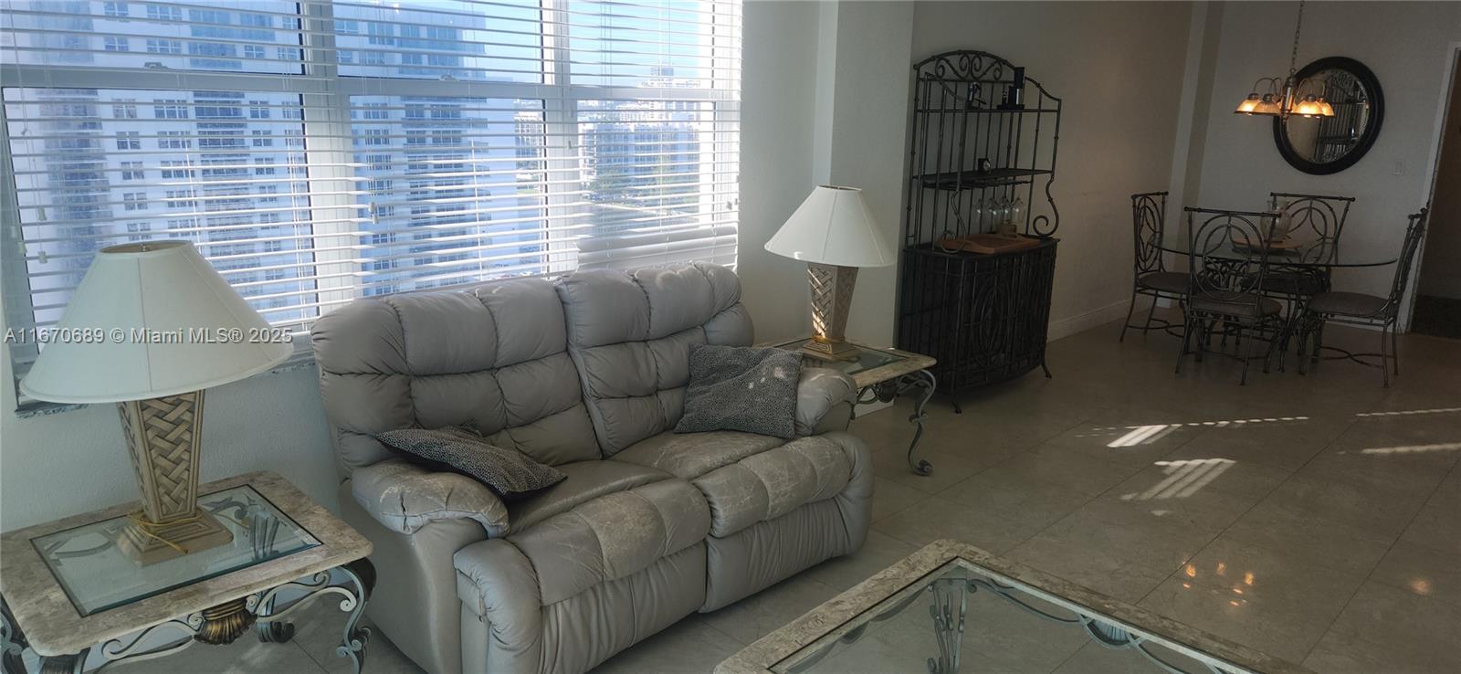 WAVE CONDO - Residential Lease