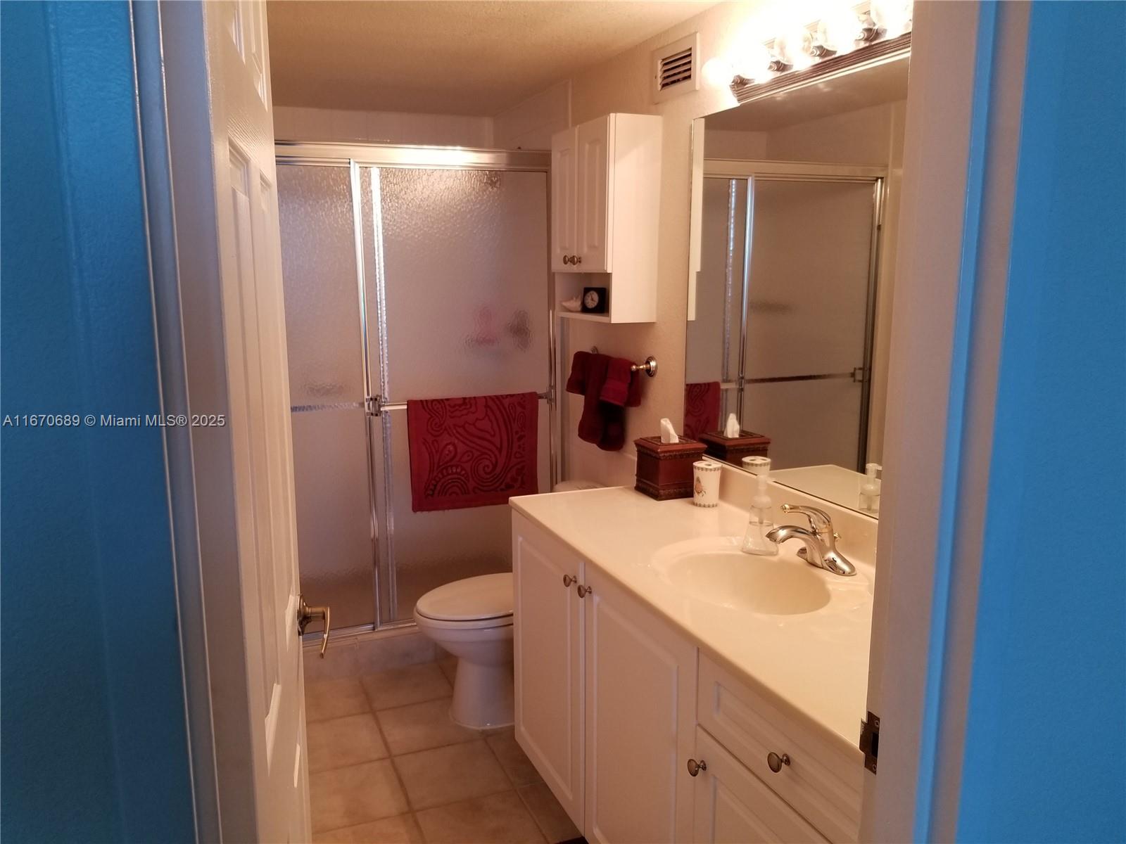WAVE CONDO - Residential Lease