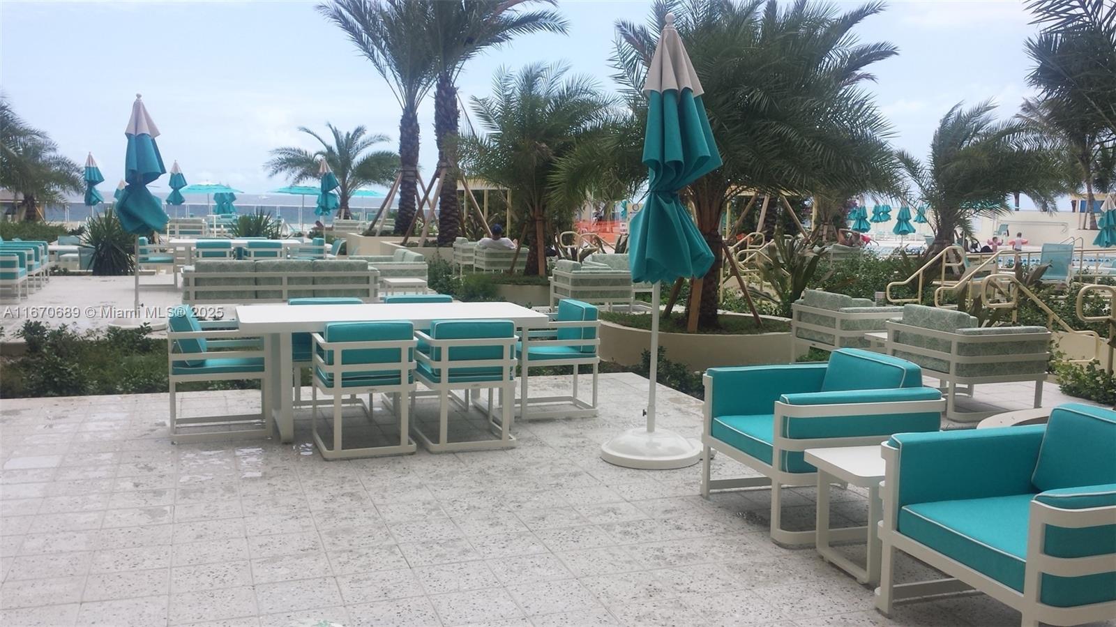 WAVE CONDO - Residential Lease