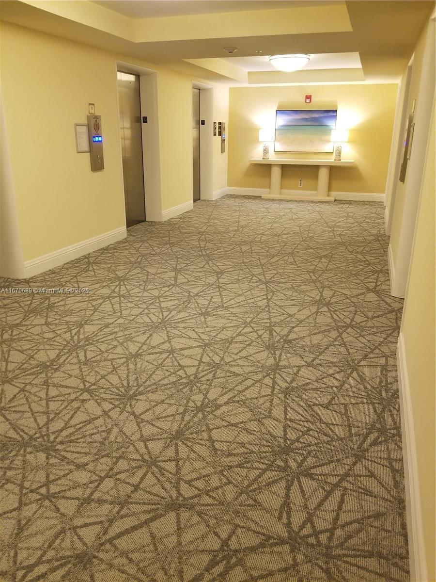 WAVE CONDO - Residential Lease