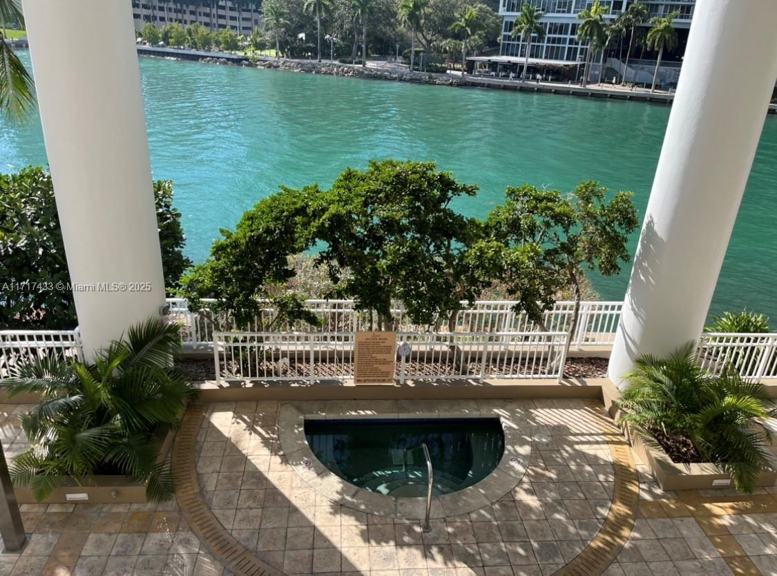 COURTS BRICKELL KEY CONDO - Residential Lease
