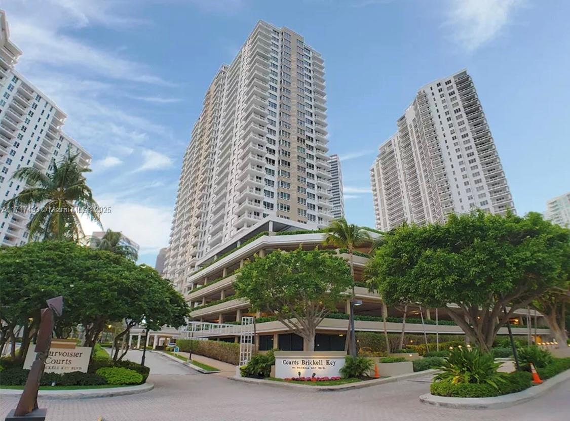 COURTS BRICKELL KEY CONDO - Residential Lease
