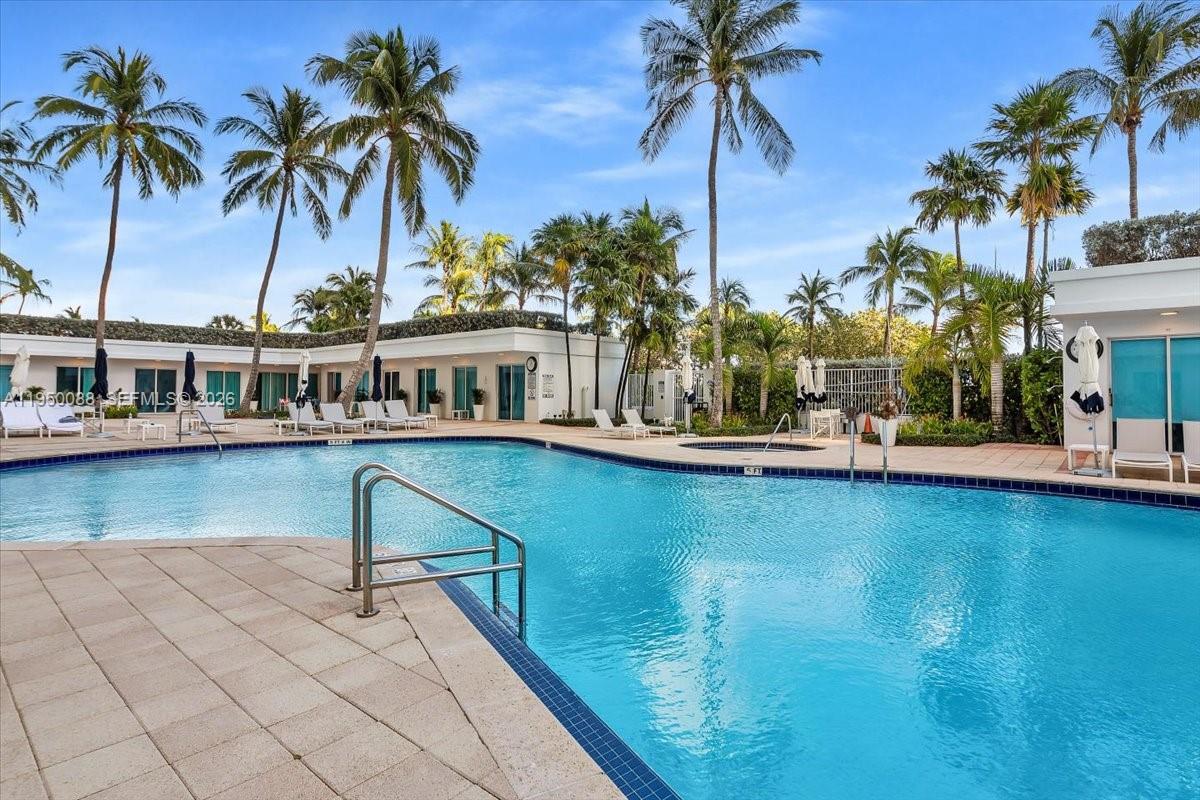 THE PALACE AT BAL HARBOUR - Residential