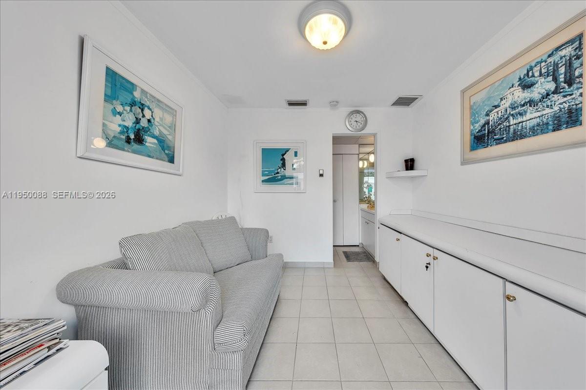 THE PALACE AT BAL HARBOUR - Residential