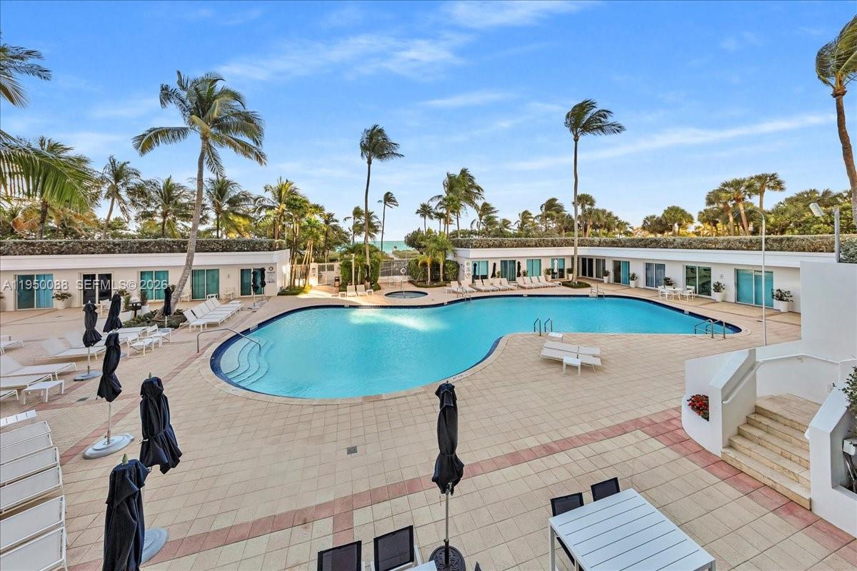 THE PALACE AT BAL HARBOUR - Residential