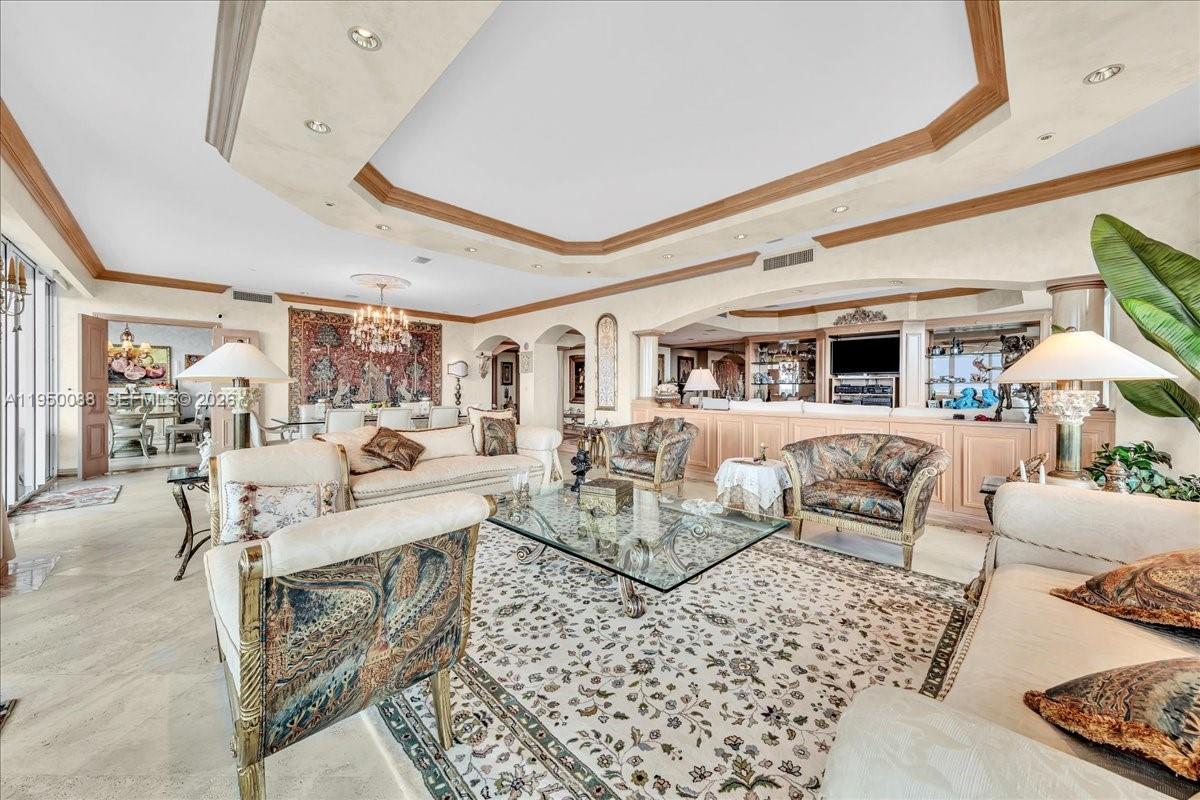 THE PALACE AT BAL HARBOUR - Residential