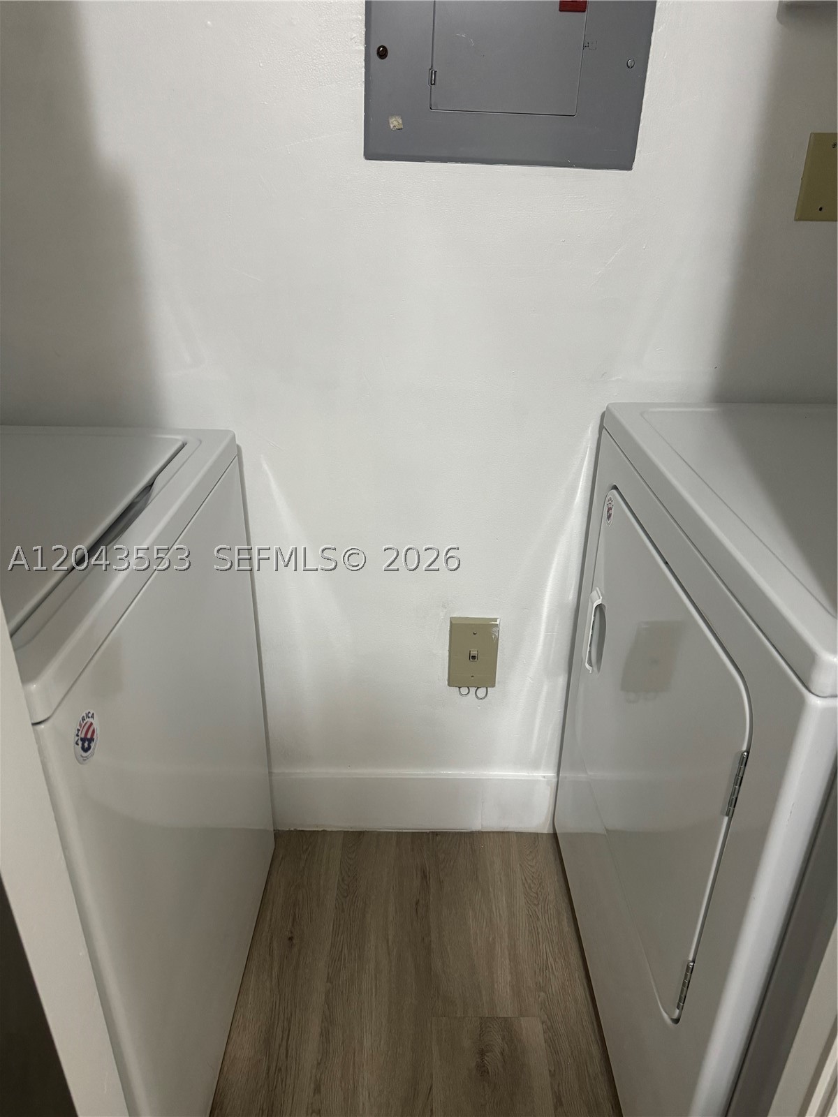 TERRA LAKE VILLAS CONDO - Residential