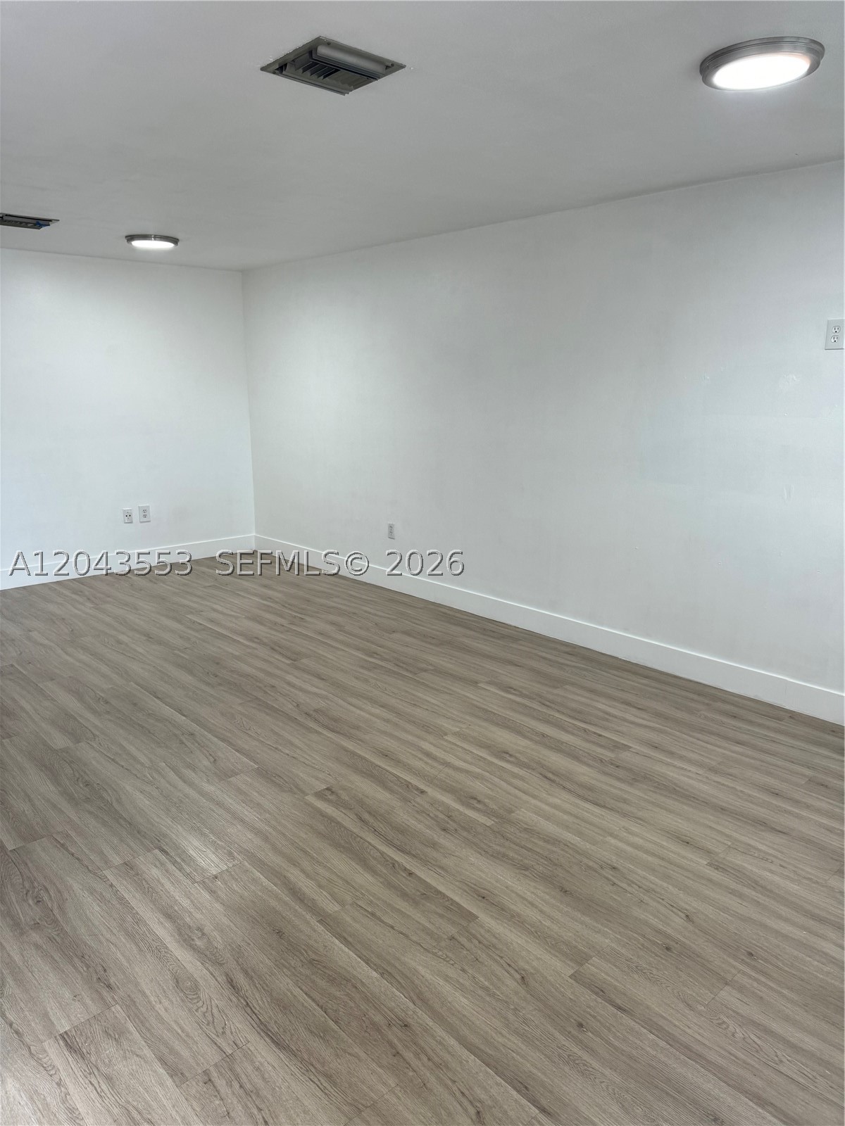 TERRA LAKE VILLAS CONDO - Residential