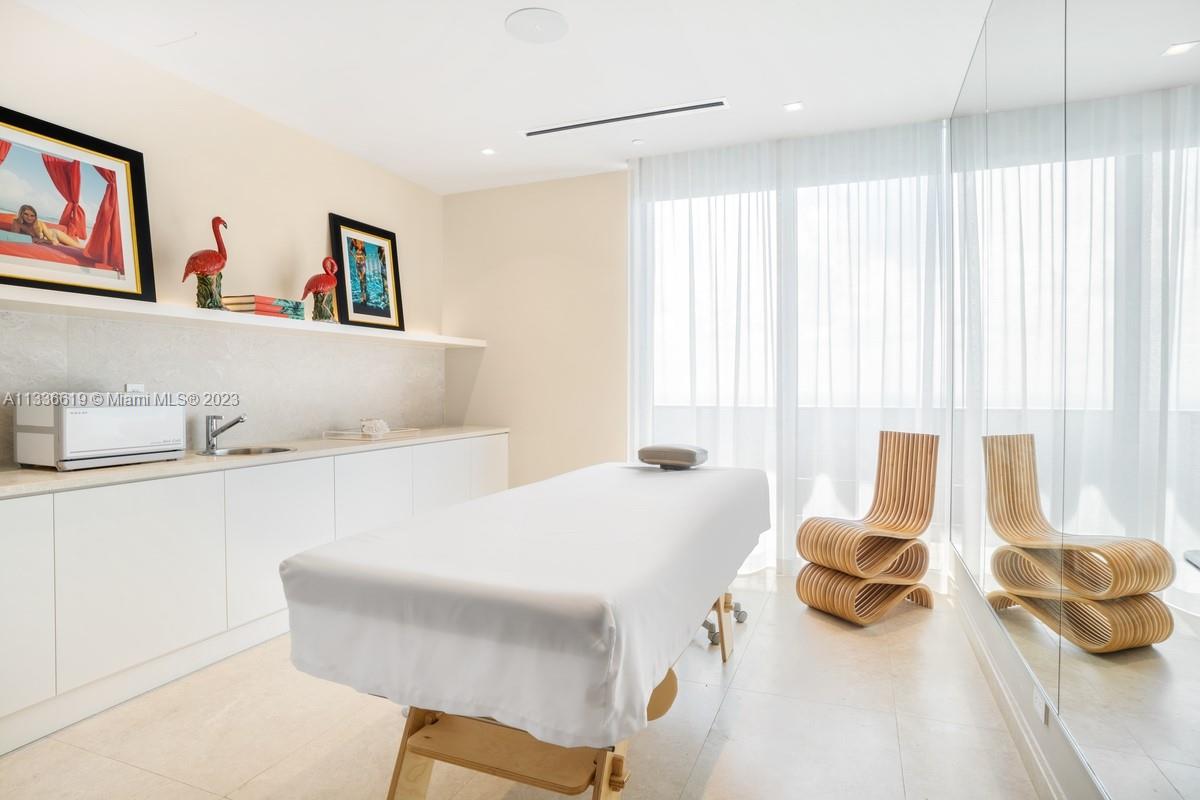BRICKELL FLATIRON CONDO - Residential Lease