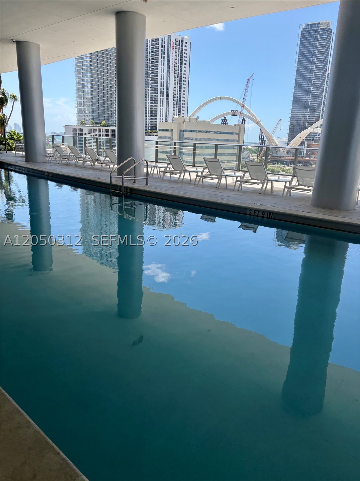 CANVAS CONDO - Residential Lease