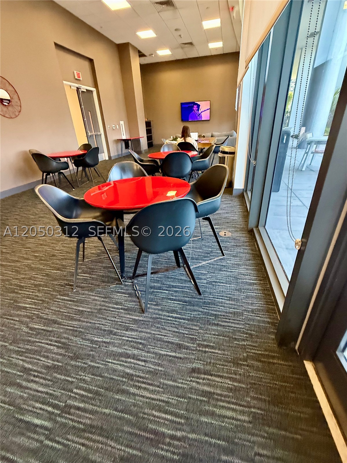 CANVAS CONDO - Residential Lease