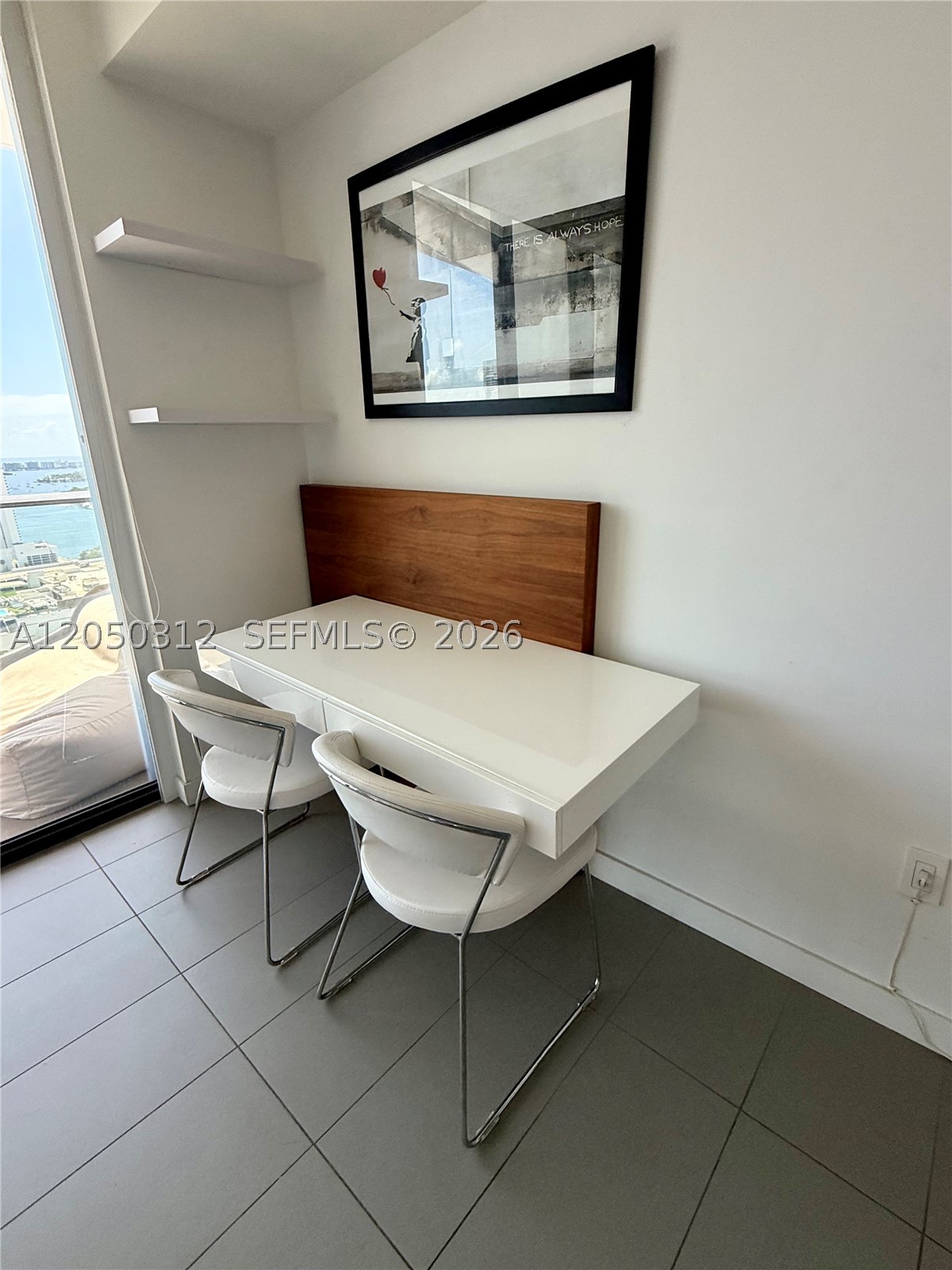CANVAS CONDO - Residential Lease
