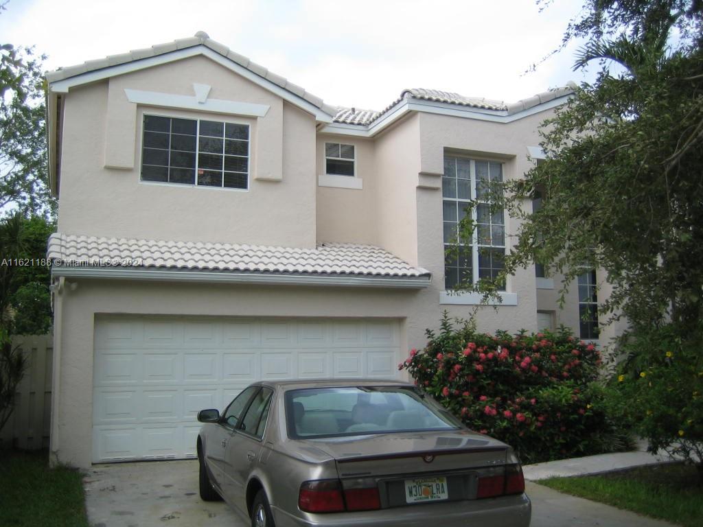 GREAT SINGLE FAMILY HOME, 2.5 BATHROOMS WITH POOL AND TWO CAR GARAGE,2-STORY,CERAMIC FLOORS ON THE GROUND FLOOR AND CARPET ON SECOND FLLOR,FENCED PATIO, WASHER, DRYER,MICROWAVE,VERY LARGE FAMILY ROOM,ALL BEDROOMS ARE ON THE SECOND FLOOR,PETS UNDER 20 LBS ONLY,NO CATS.