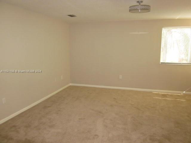 WEITZER HAMMOCKS HOMES SE - Residential Lease