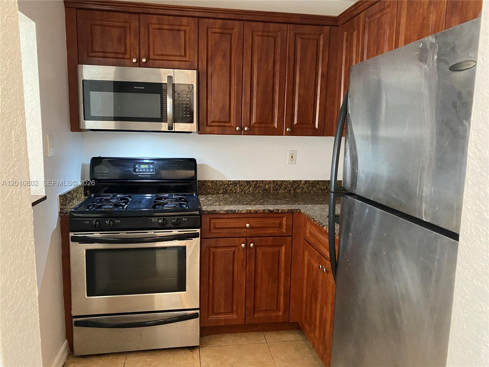 VILLAGIO AT PALMETTO BAY - Residential