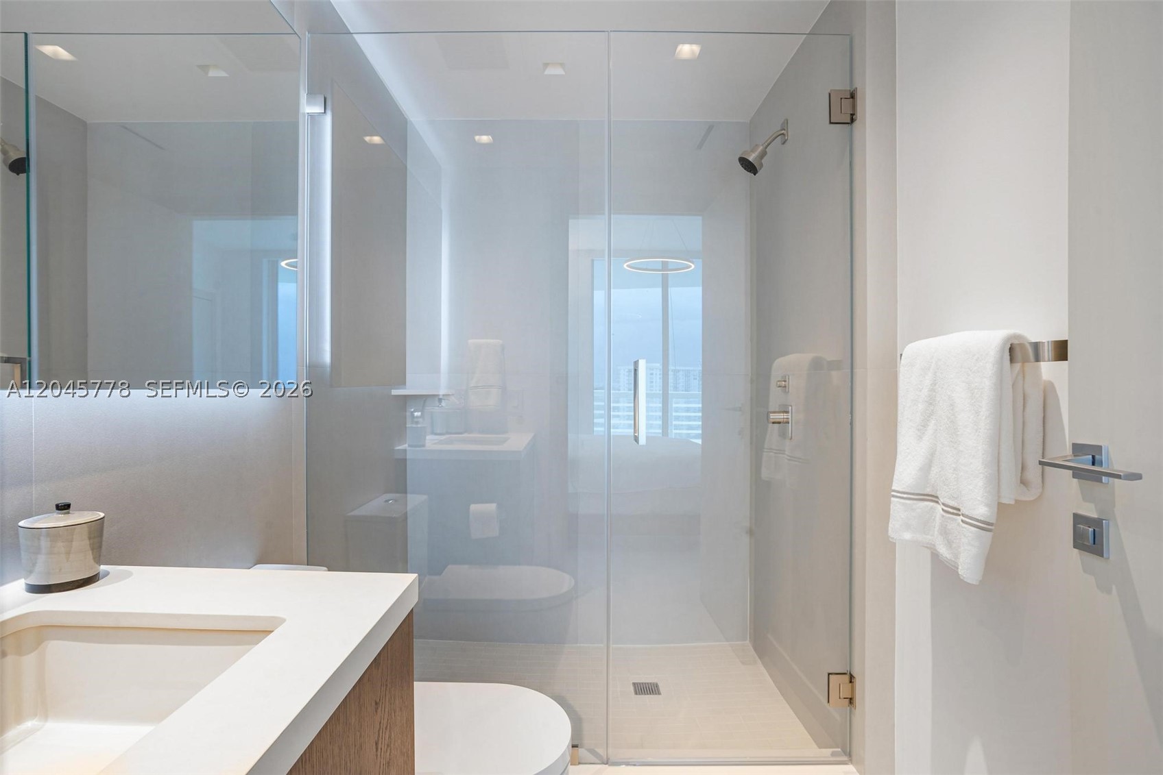 MOSAIC ON MIAMI BEACH CON - Residential