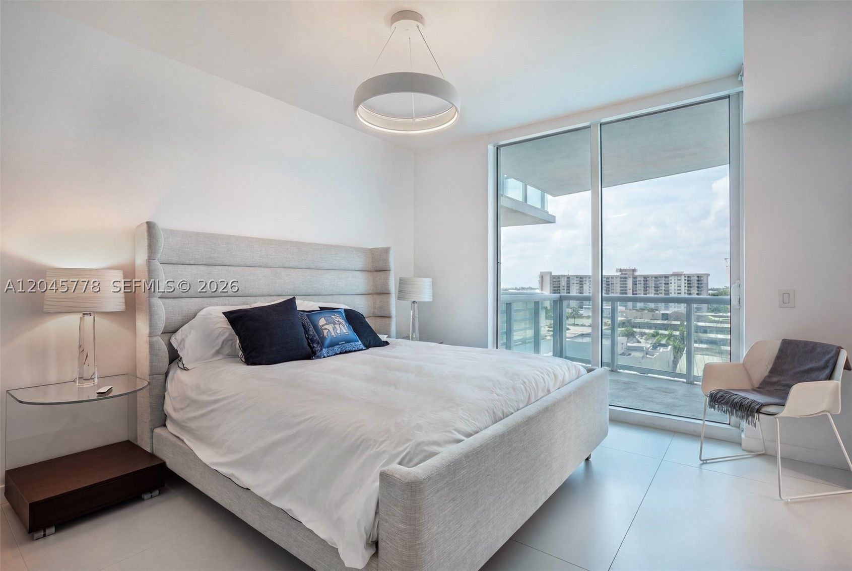 MOSAIC ON MIAMI BEACH CON - Residential