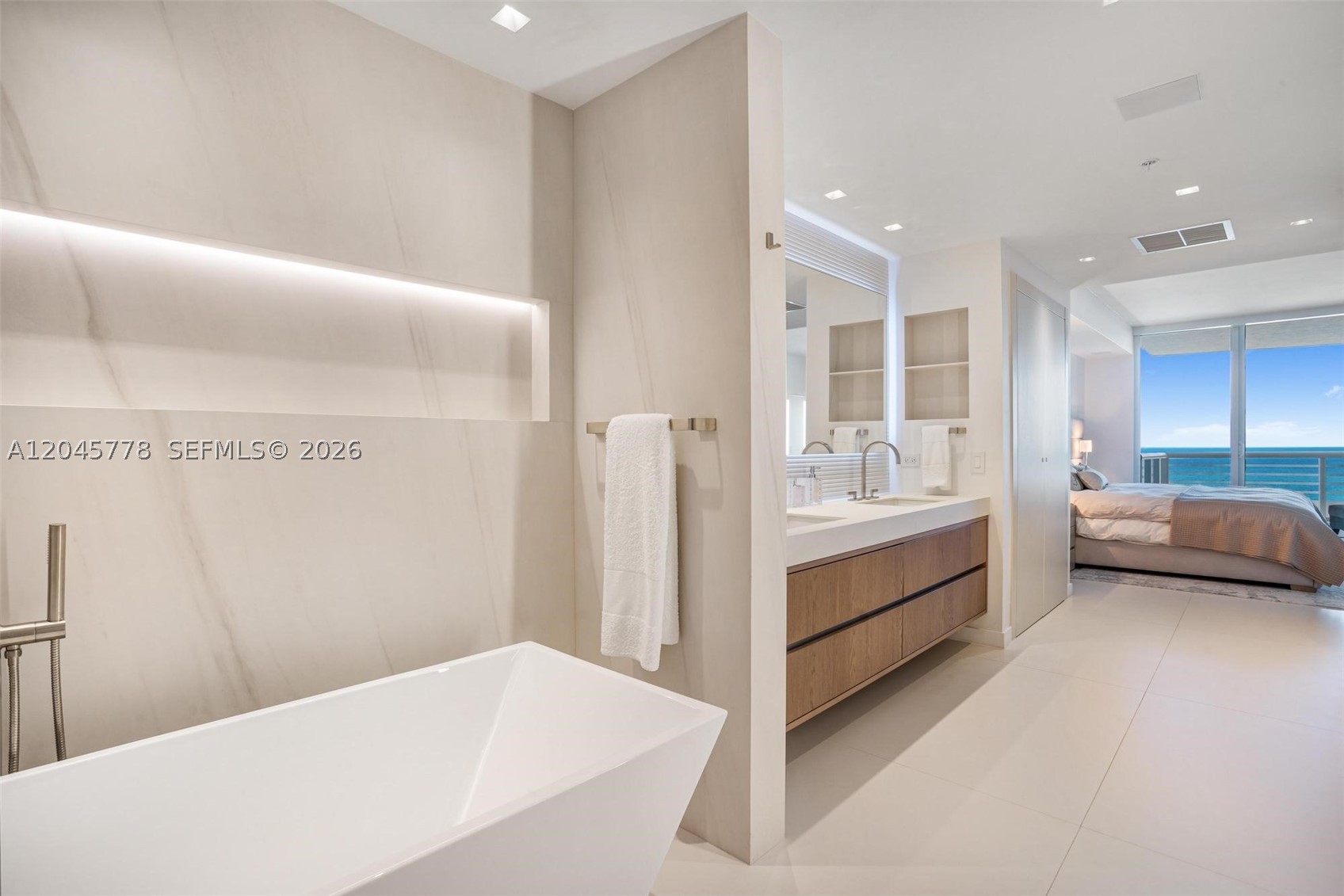 MOSAIC ON MIAMI BEACH CON - Residential