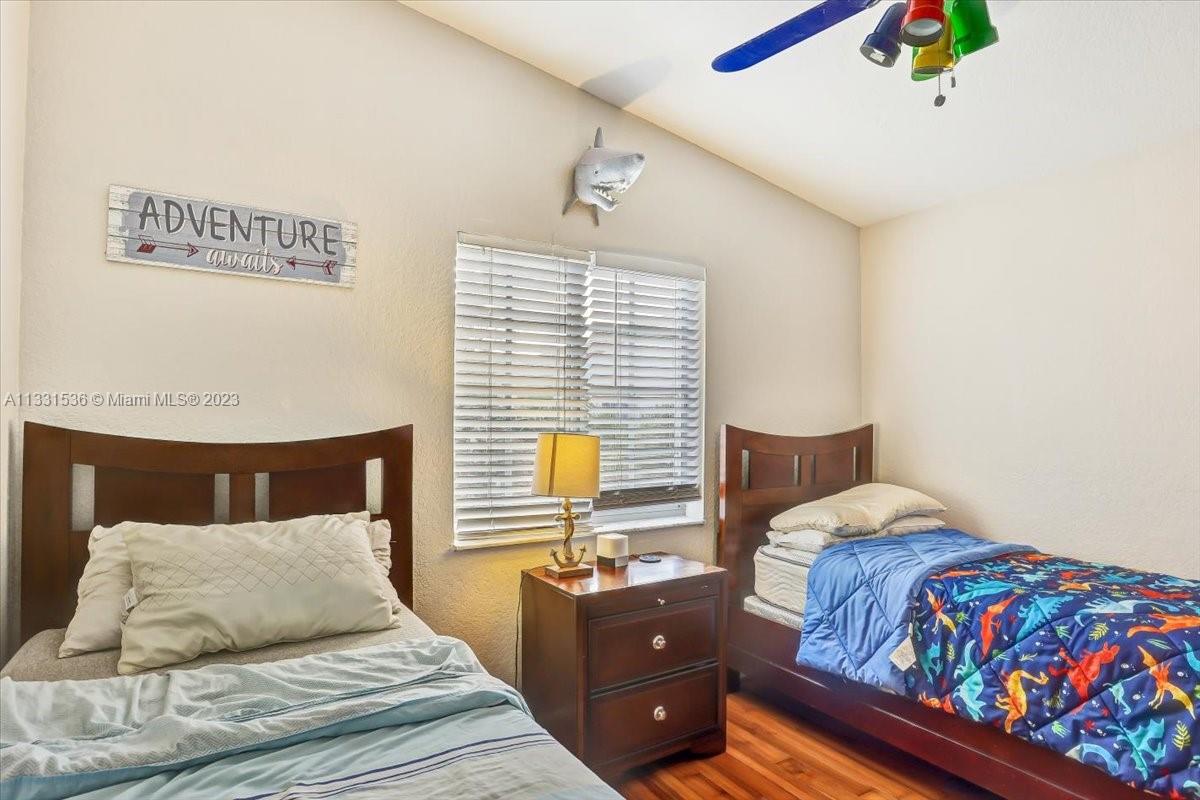 PARCEL D AT SUNSET LAKES - Residential Lease
