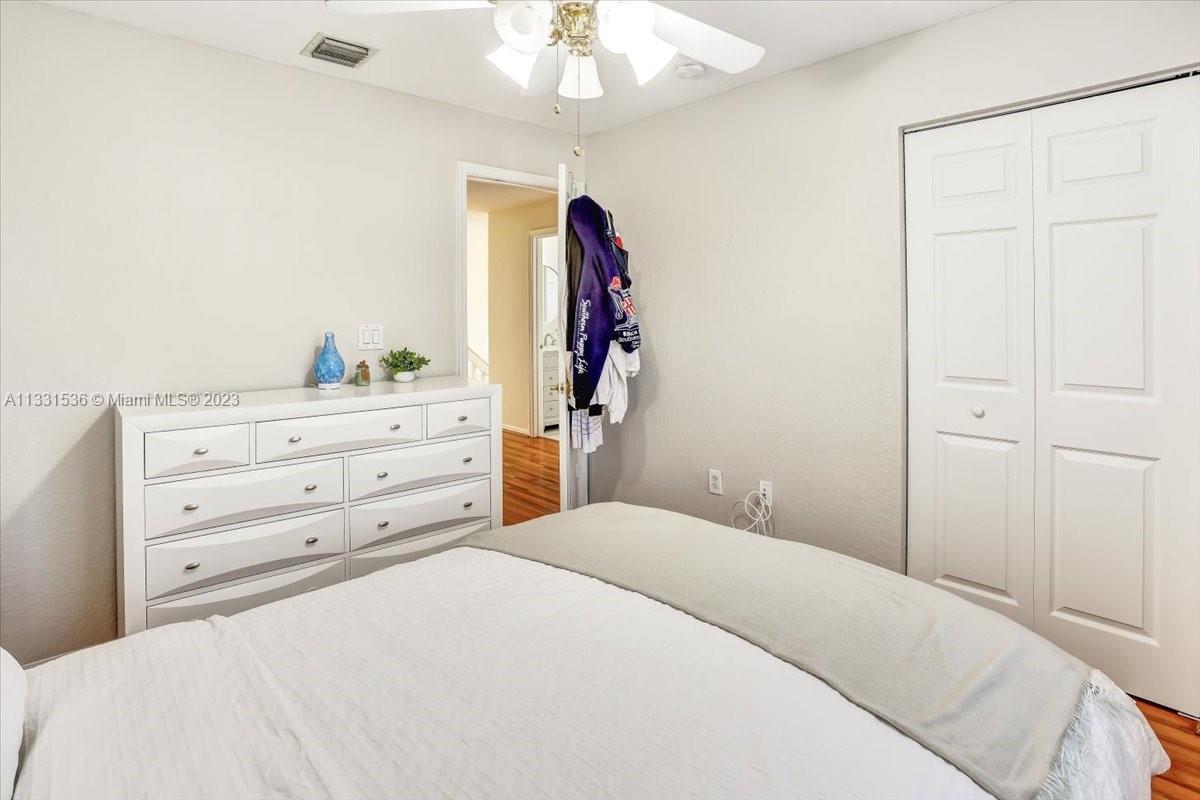 PARCEL D AT SUNSET LAKES - Residential Lease