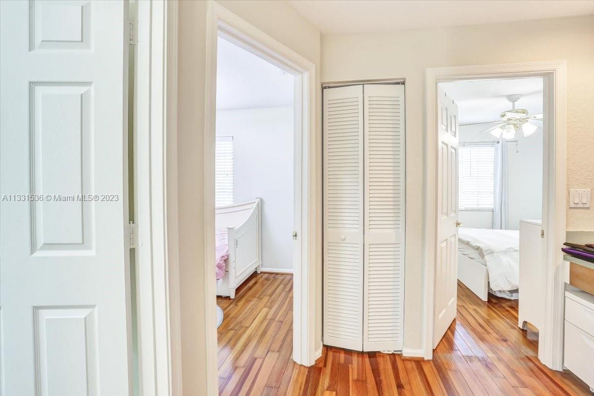 PARCEL D AT SUNSET LAKES - Residential Lease