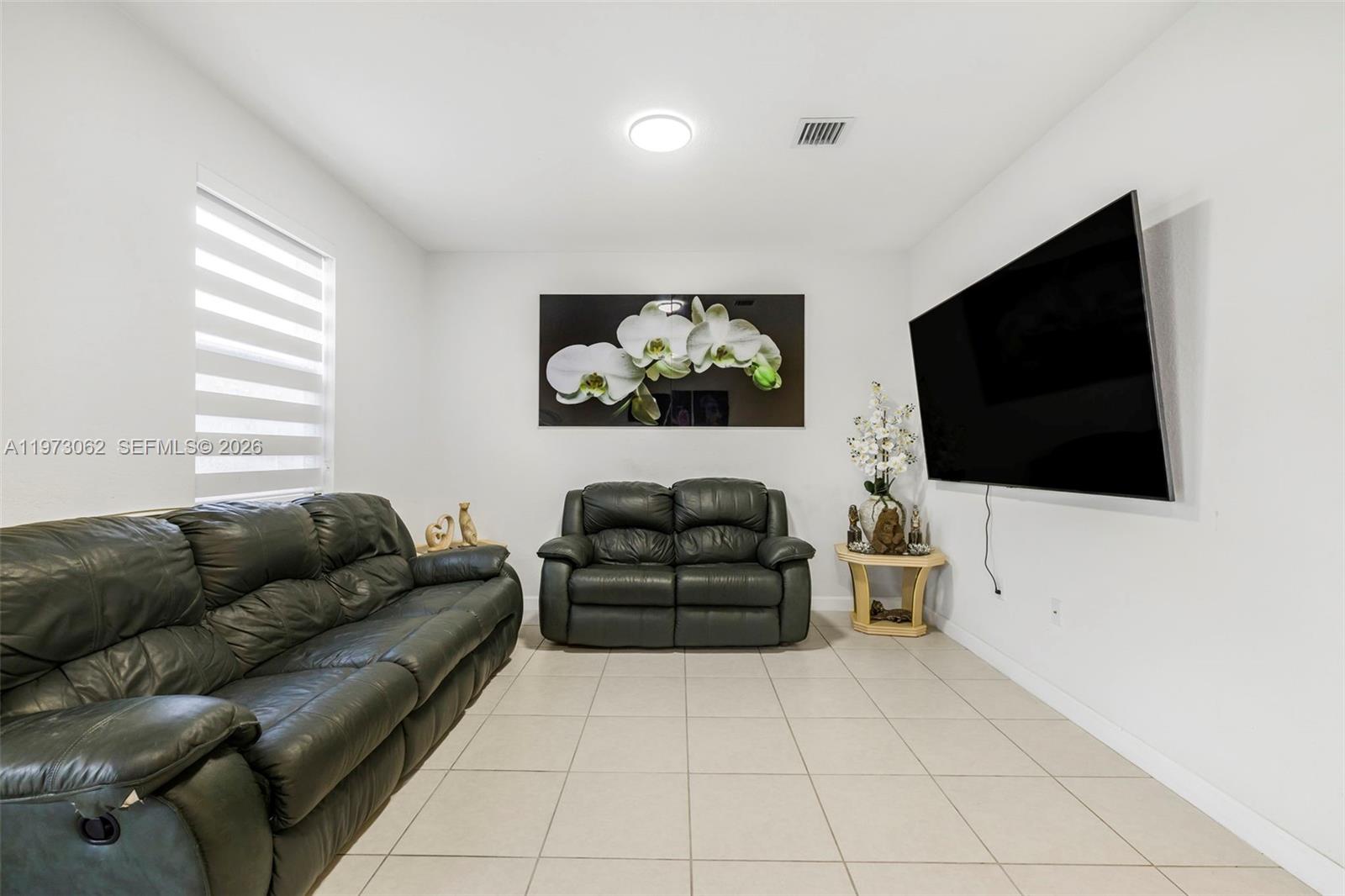 KENDALL ASSEMBLAGE - Residential