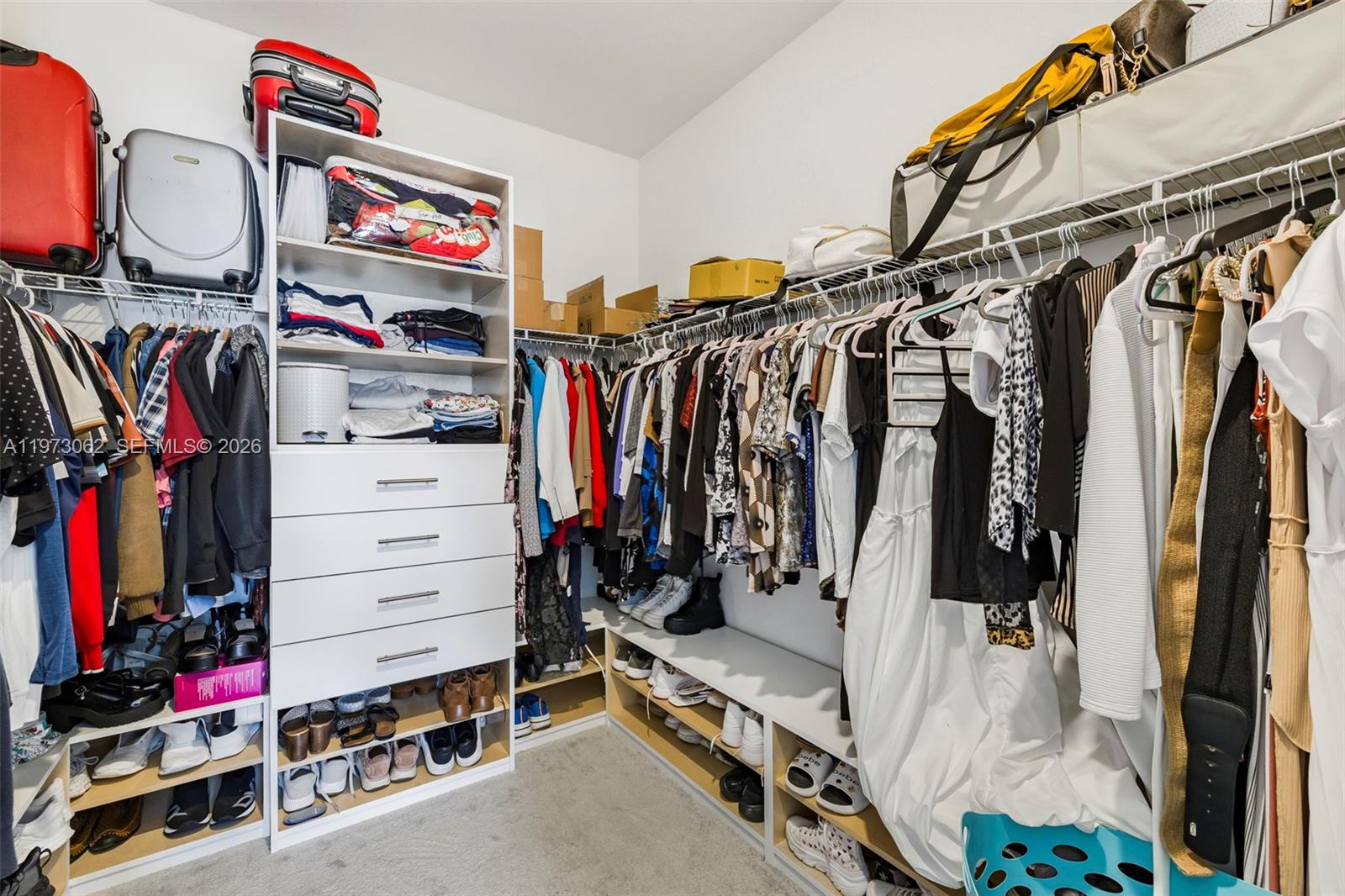 KENDALL ASSEMBLAGE - Residential