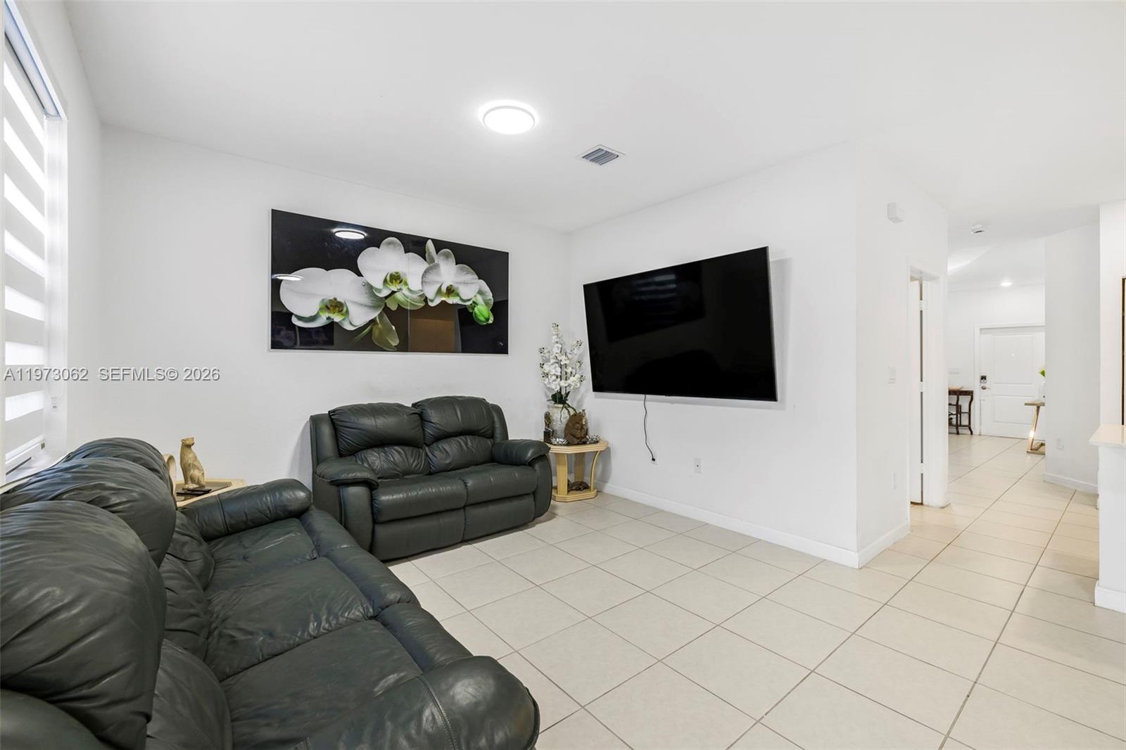 KENDALL ASSEMBLAGE - Residential