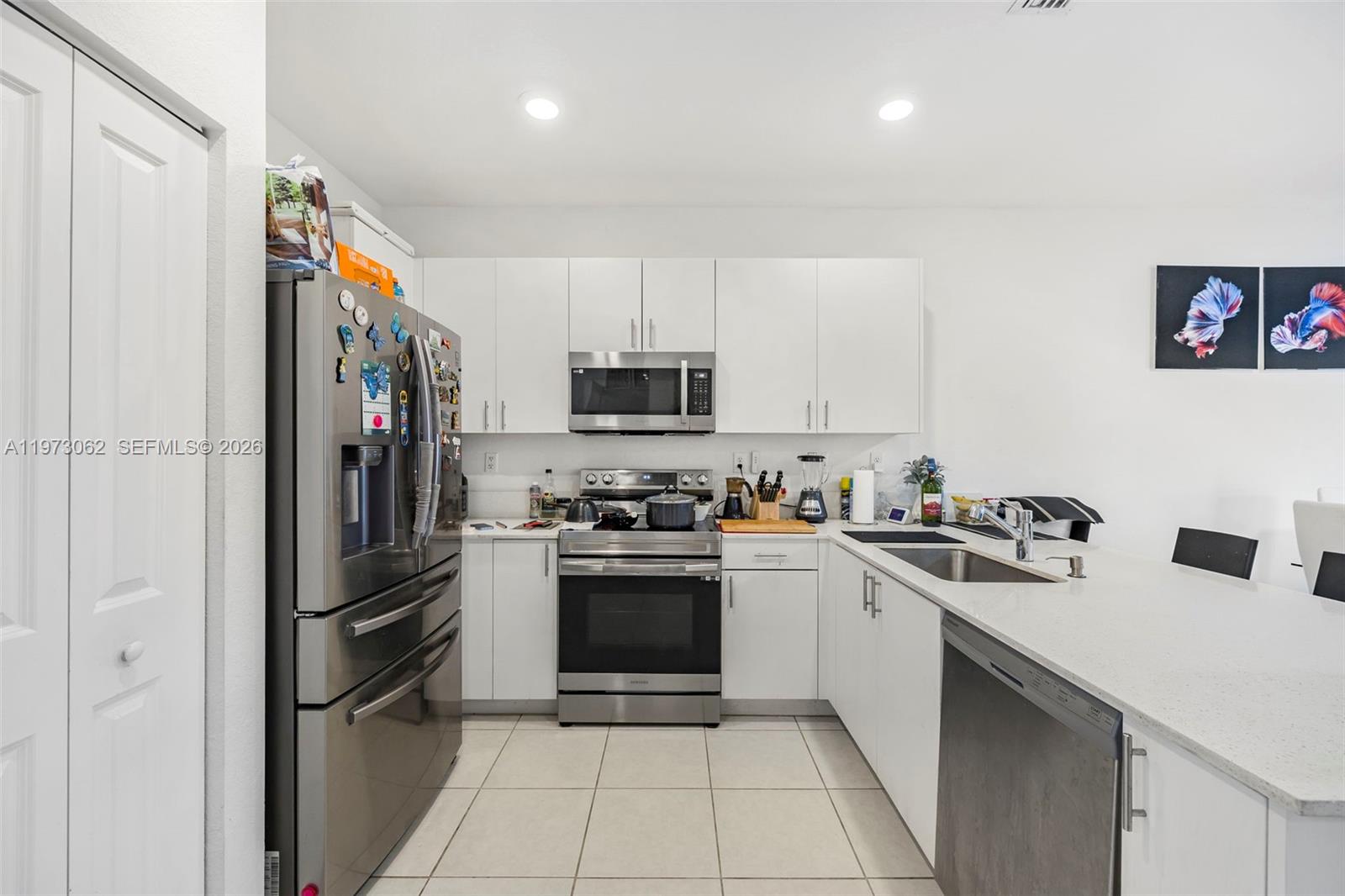 KENDALL ASSEMBLAGE - Residential