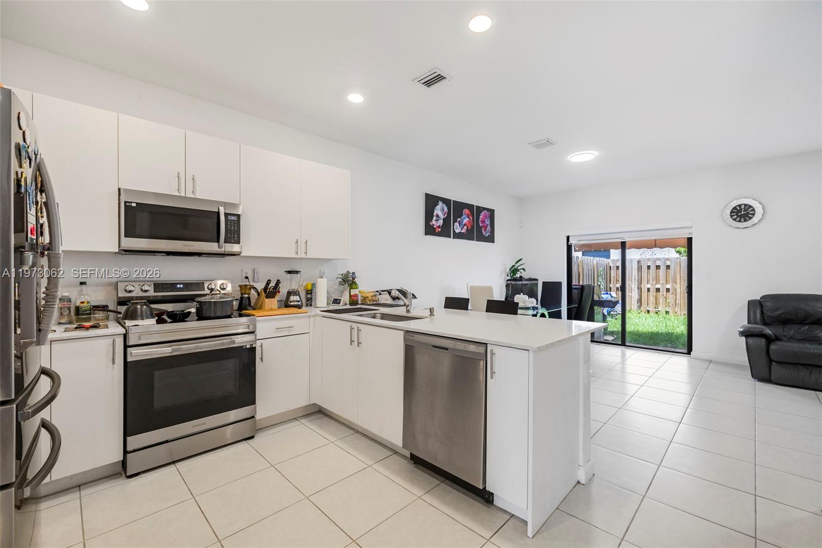 KENDALL ASSEMBLAGE - Residential
