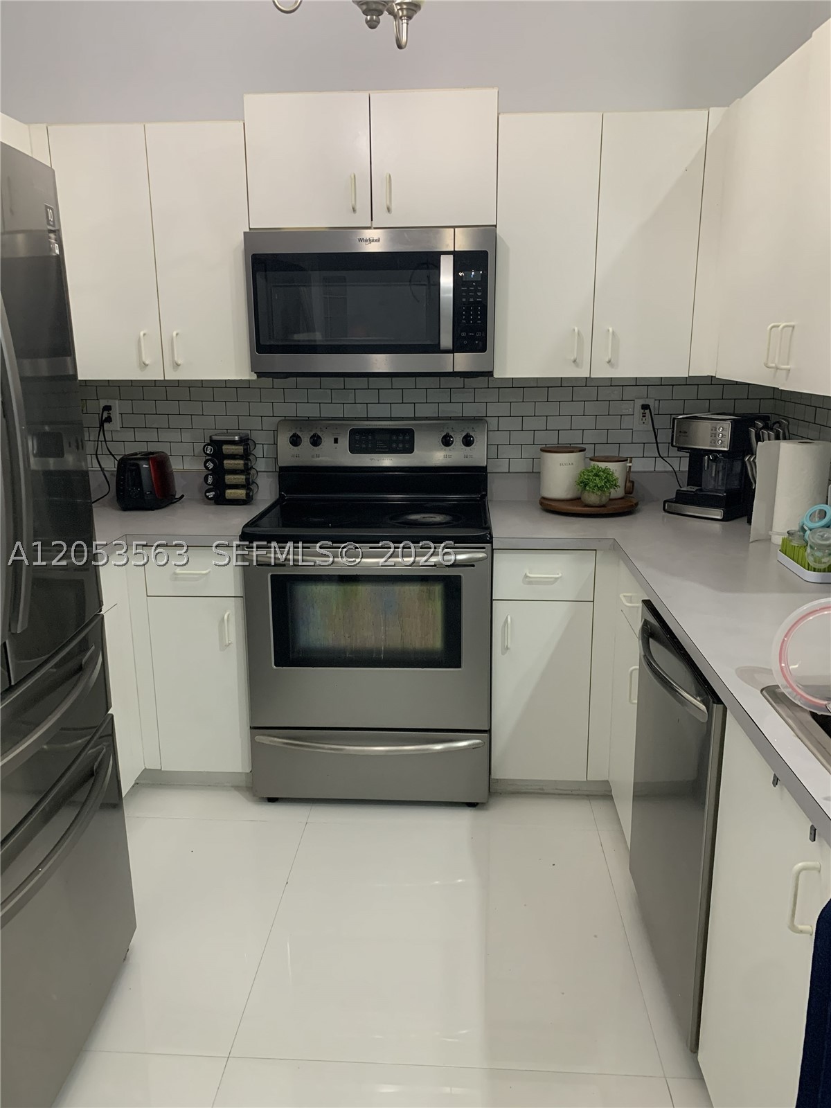 FOREST LAKES VILLAS - Residential Lease