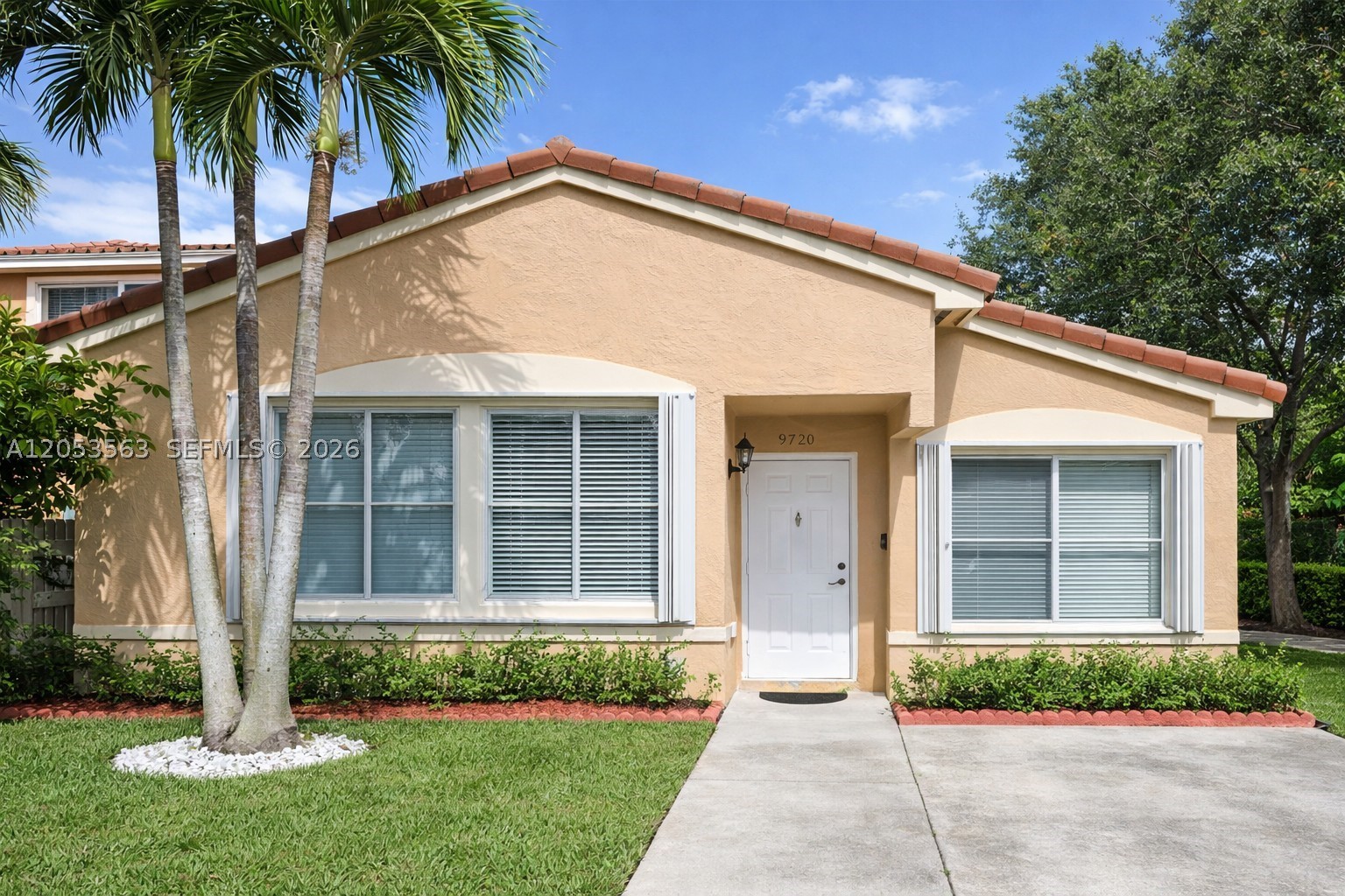 Beautiful single-family home in the heart of Three Lakes, offering comfort, space, and a prime location. This well-maintained property features bright living areas, an open kitchen, spacious bedrooms, and a fenced backyard perfect for everyday living. Enjoy a quiet residential neighborhood with fast access to shopping, dining, schools, and major highways. Move-in ready and easy to show