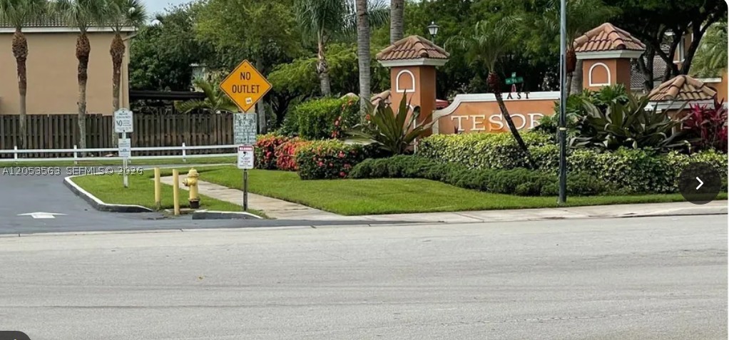 FOREST LAKES VILLAS - Residential Lease