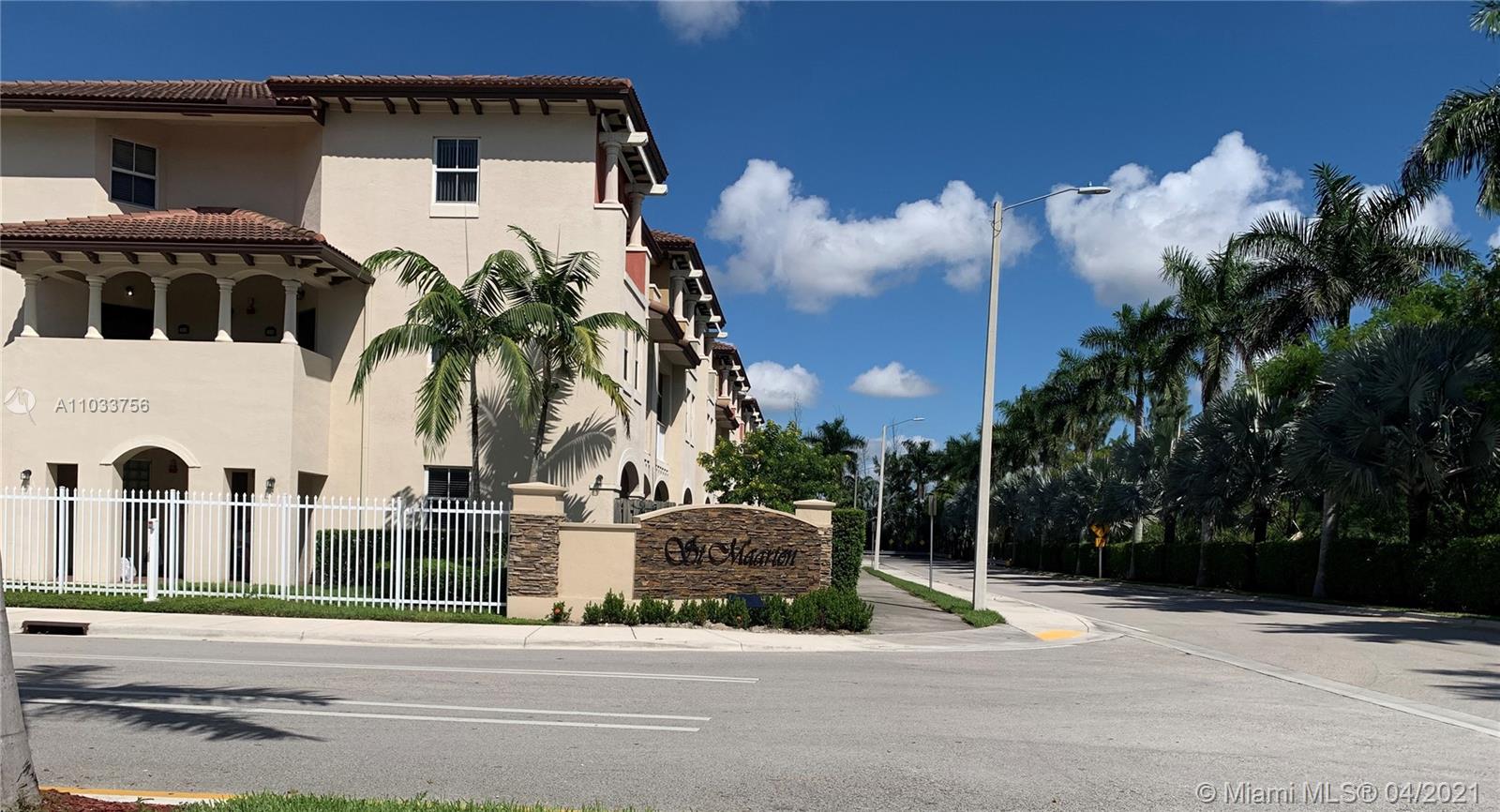 Great opportunity in St Maarten, granite countertops, wood cabinets, stainless steel appliances. Great amenities!!