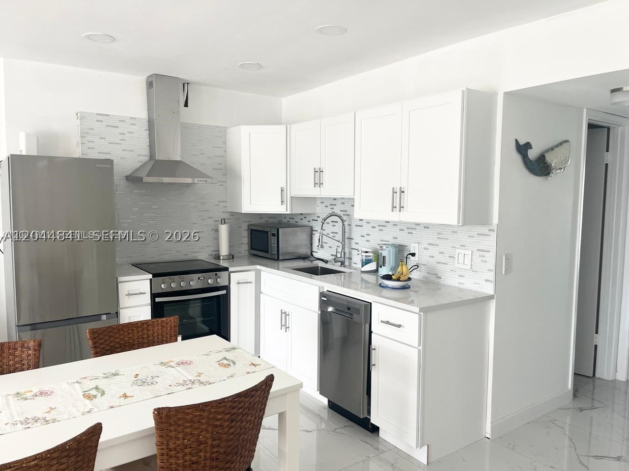 OAKRIDGE S CONDO - Residential Lease