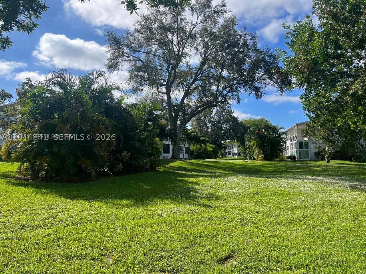 OAKRIDGE S CONDO - Residential Lease