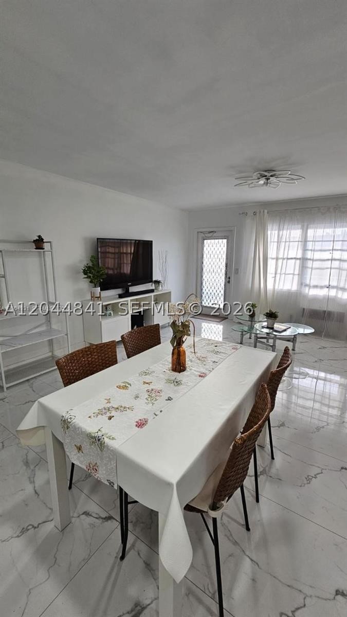 OAKRIDGE S CONDO - Residential Lease