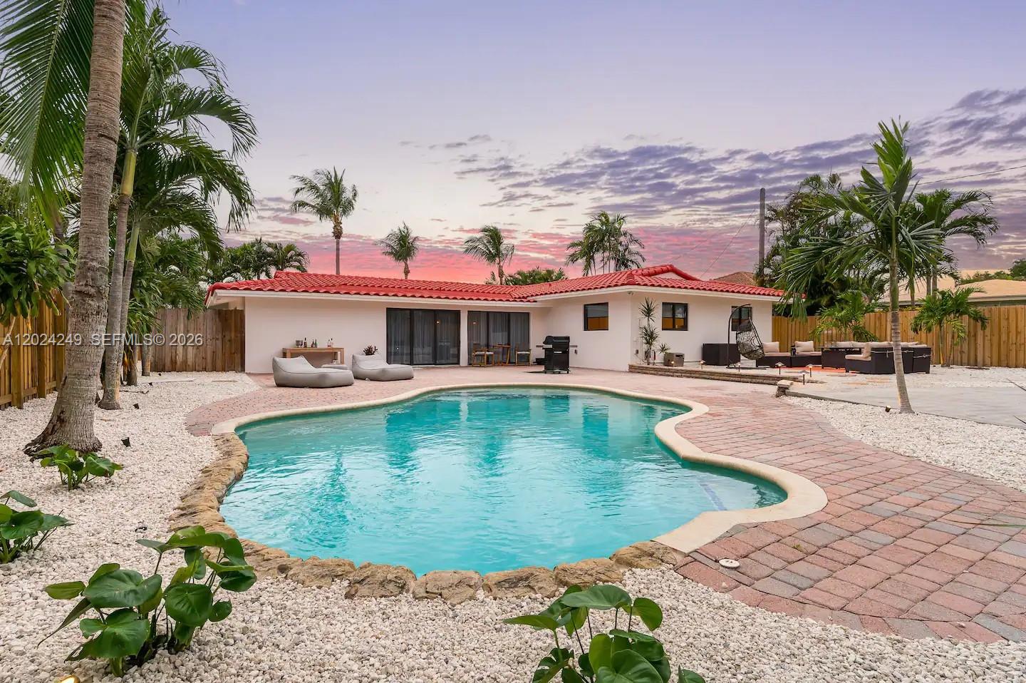 CORAL RIDGE ISLES - Residential