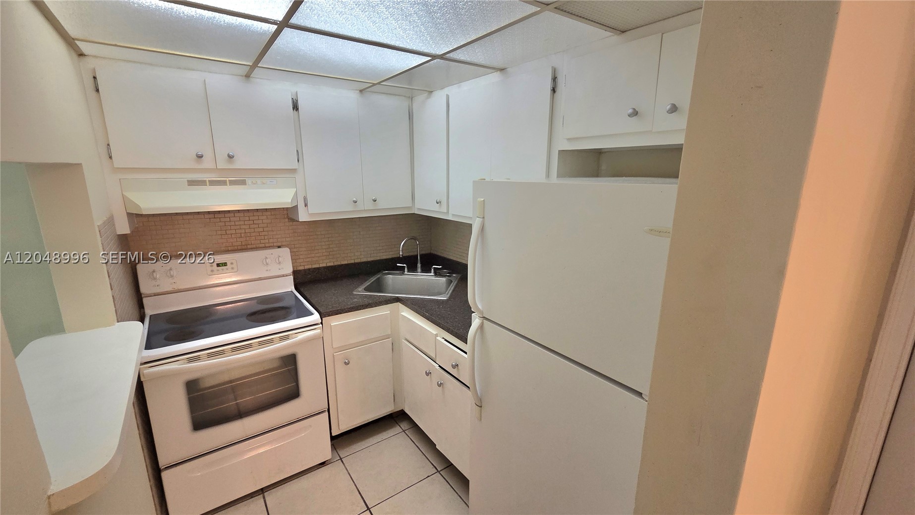 PARK PLACE AT POMPANO CON - Residential Lease