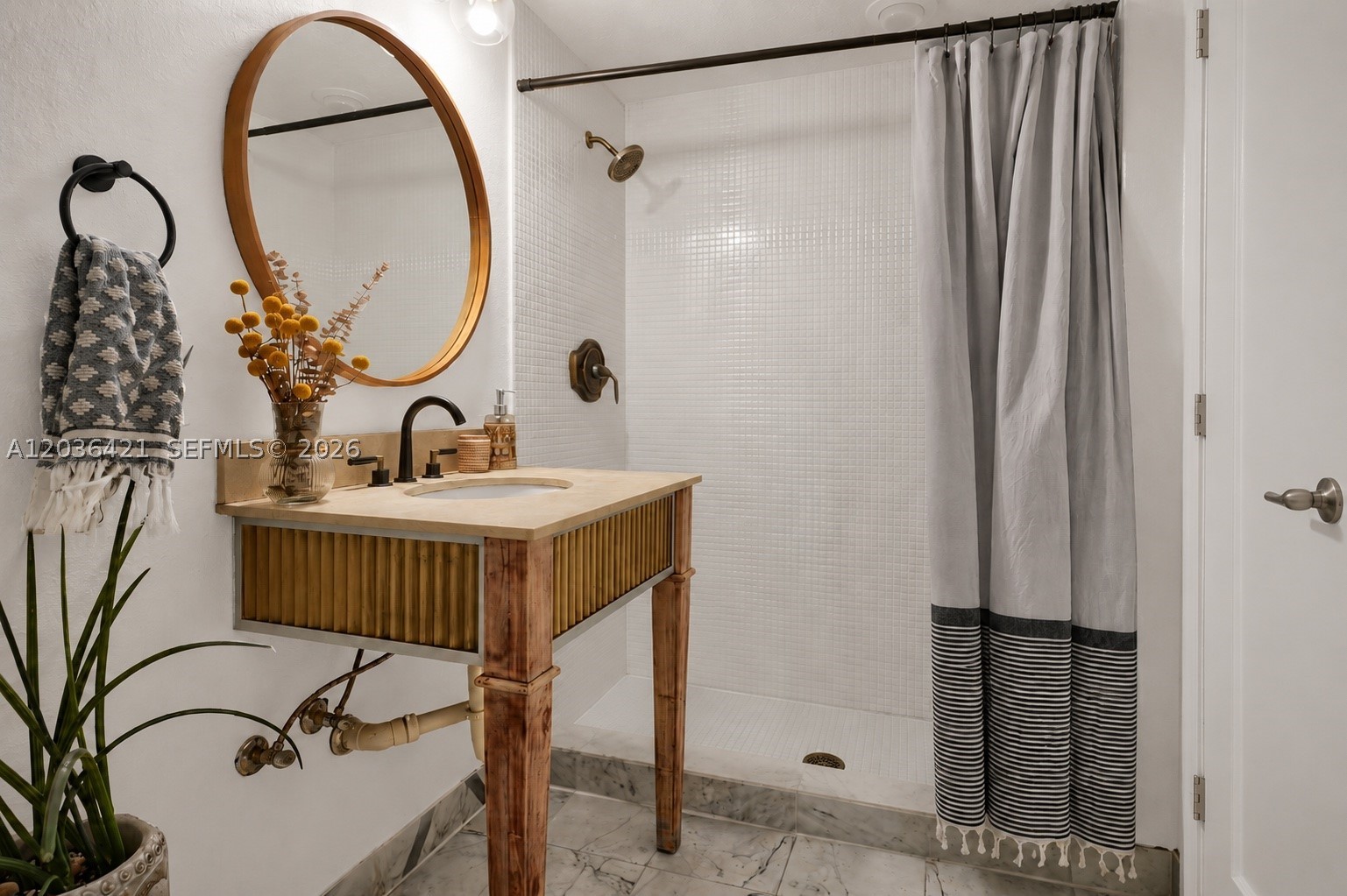 MOON BAY OF MIAMI CONDO - Residential Lease