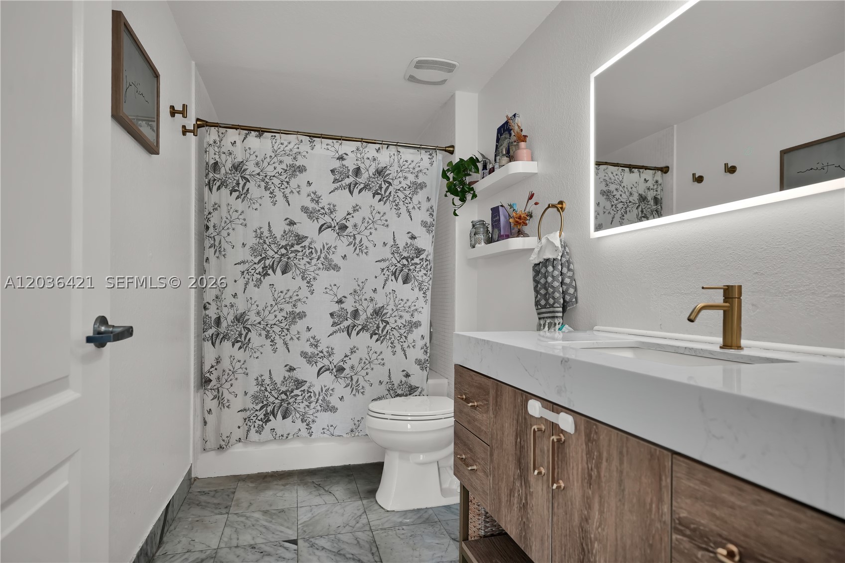 MOON BAY OF MIAMI CONDO - Residential Lease