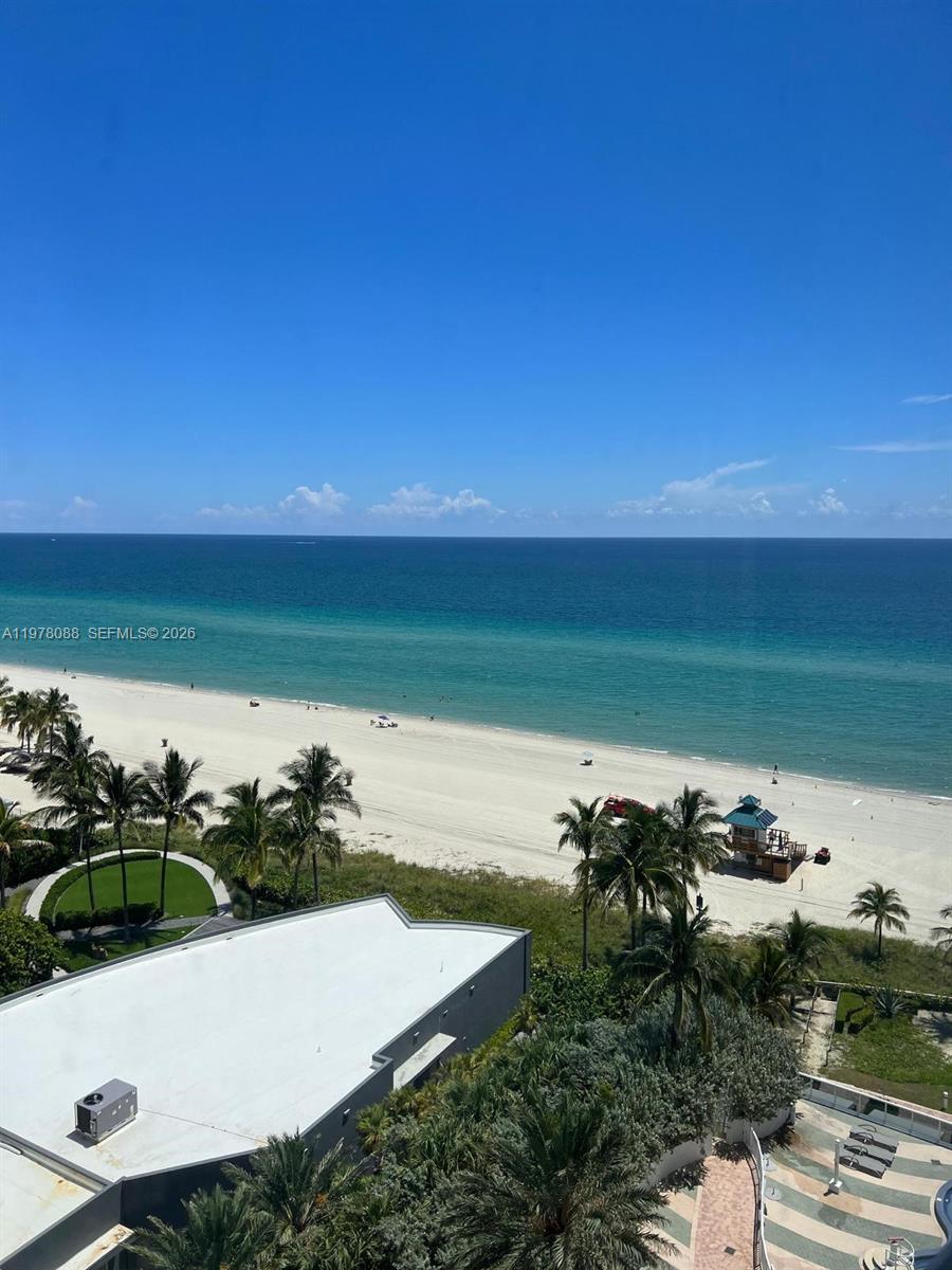 TRUMP ROYALE CONDO - Residential