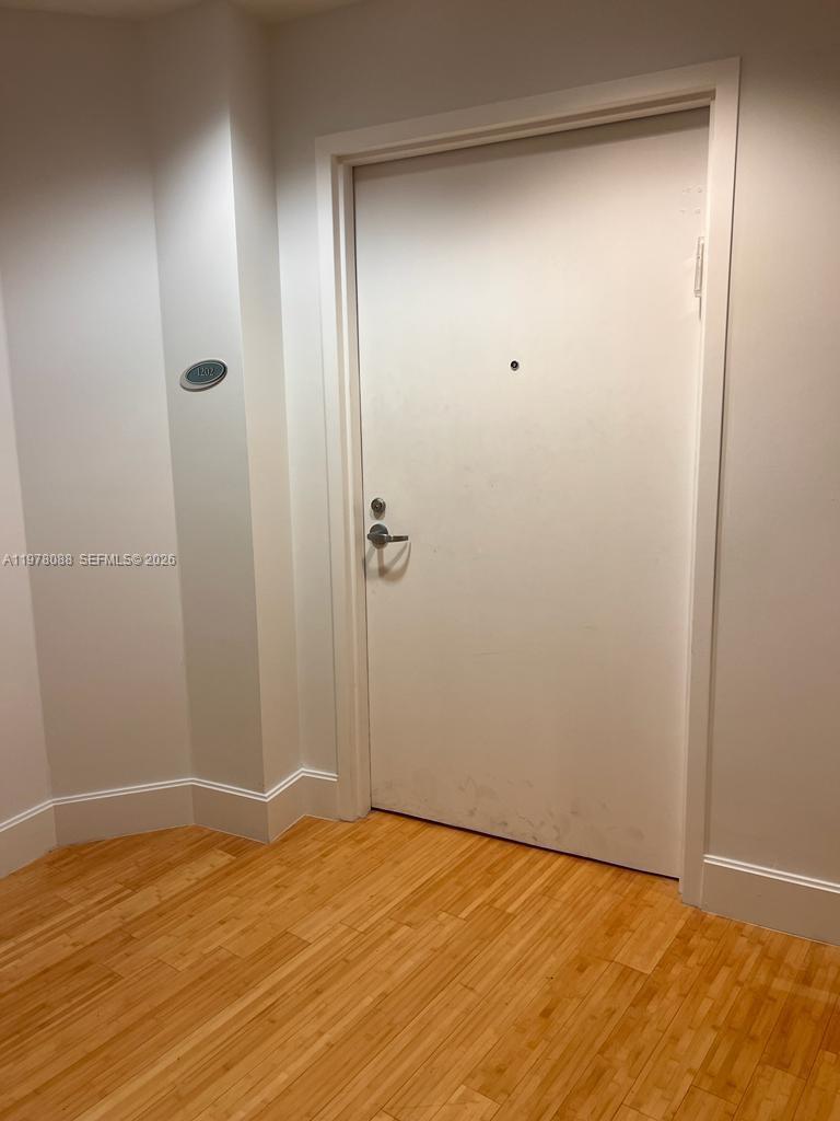 TRUMP ROYALE CONDO - Residential
